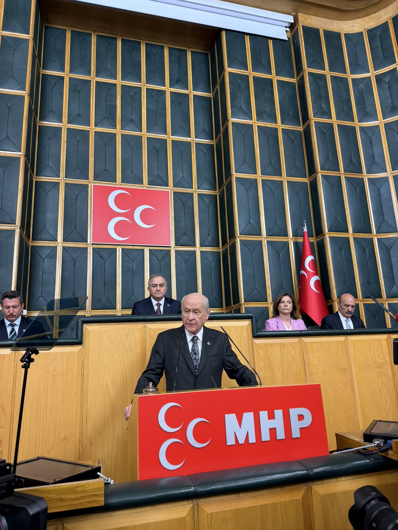 Devlet Bahçeli TBMM grup toplantısında konuşuyor