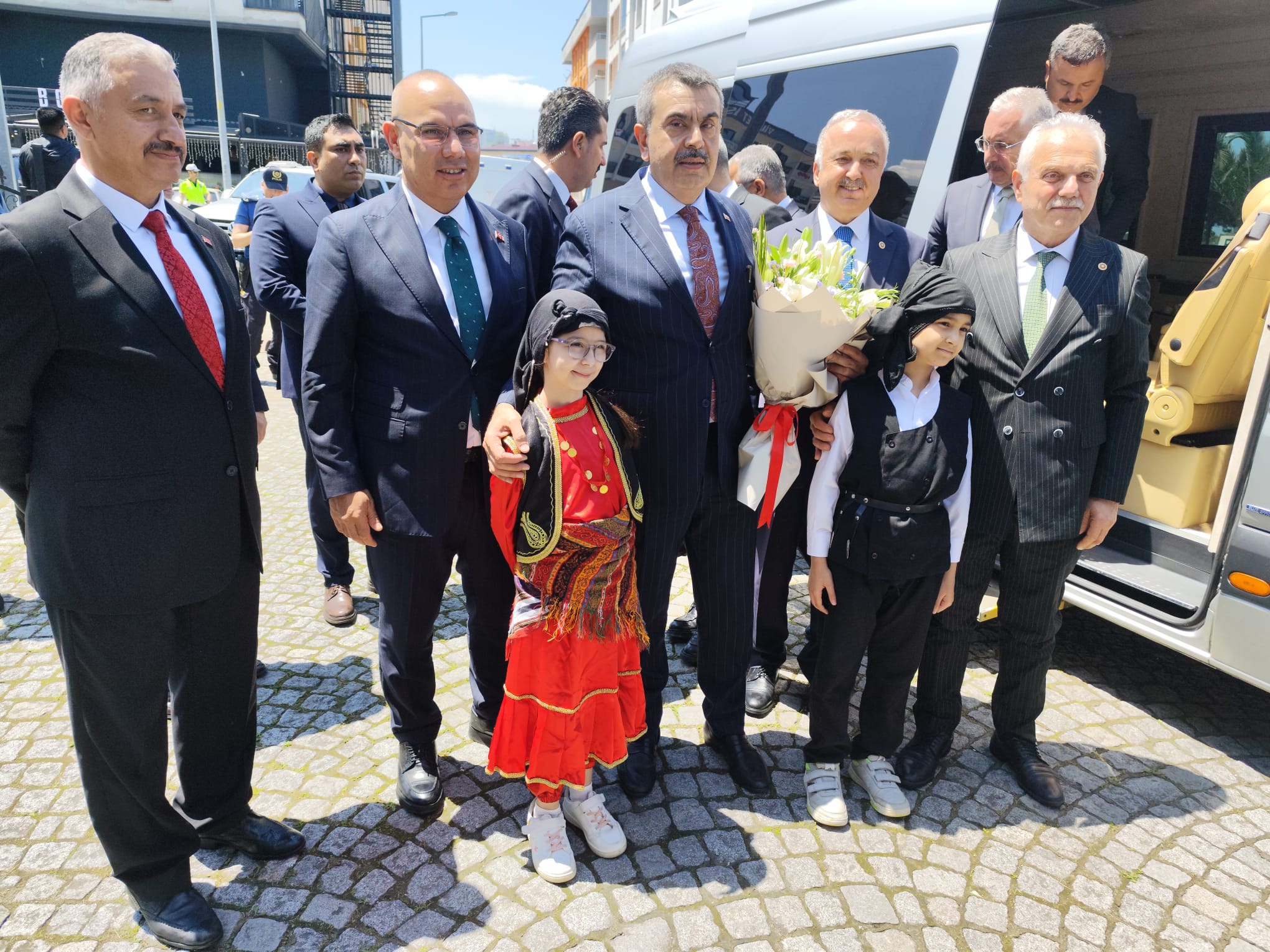 Bakan Tekin, MHP İl Başkanlığı