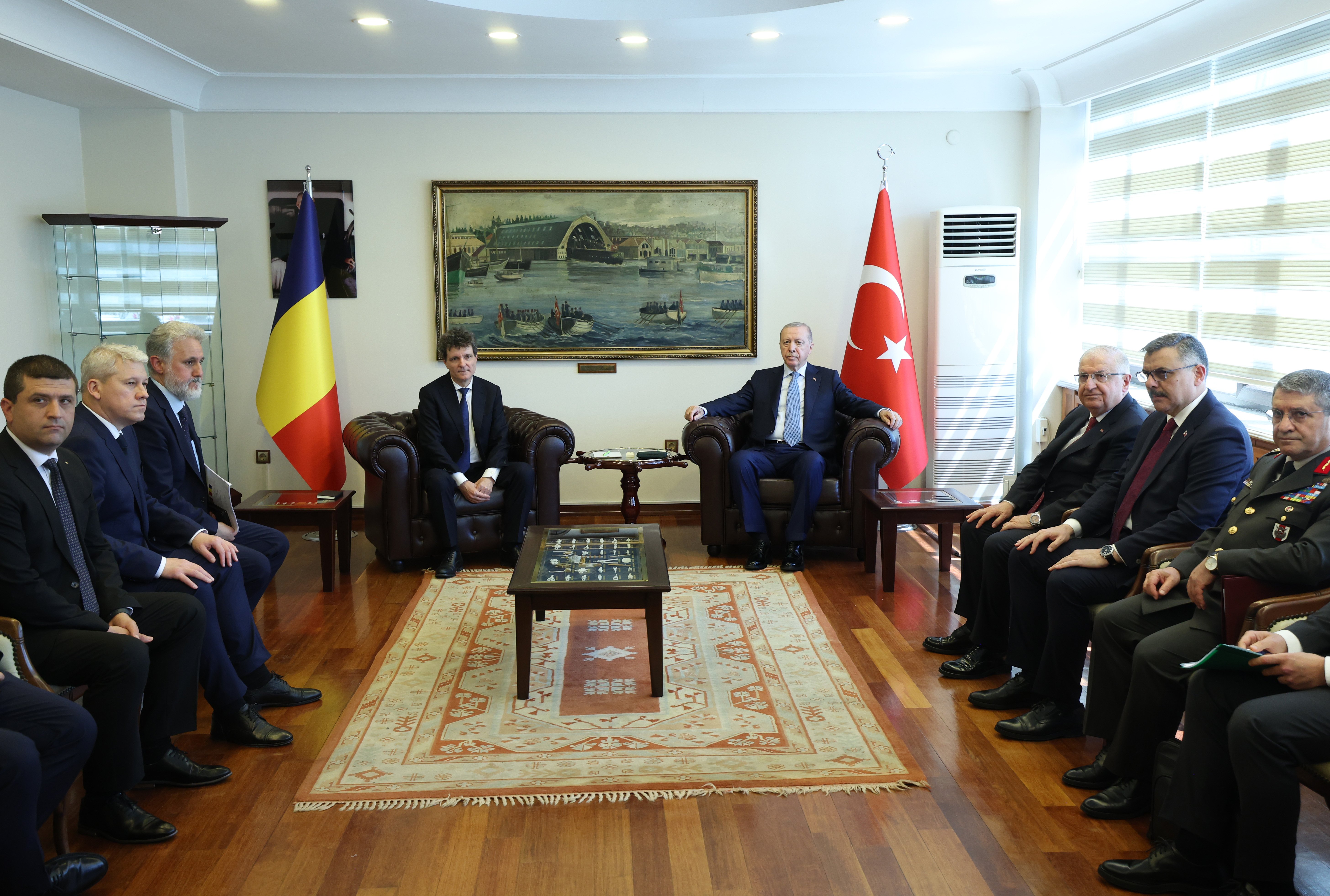 TCG Koçhisar gemisi