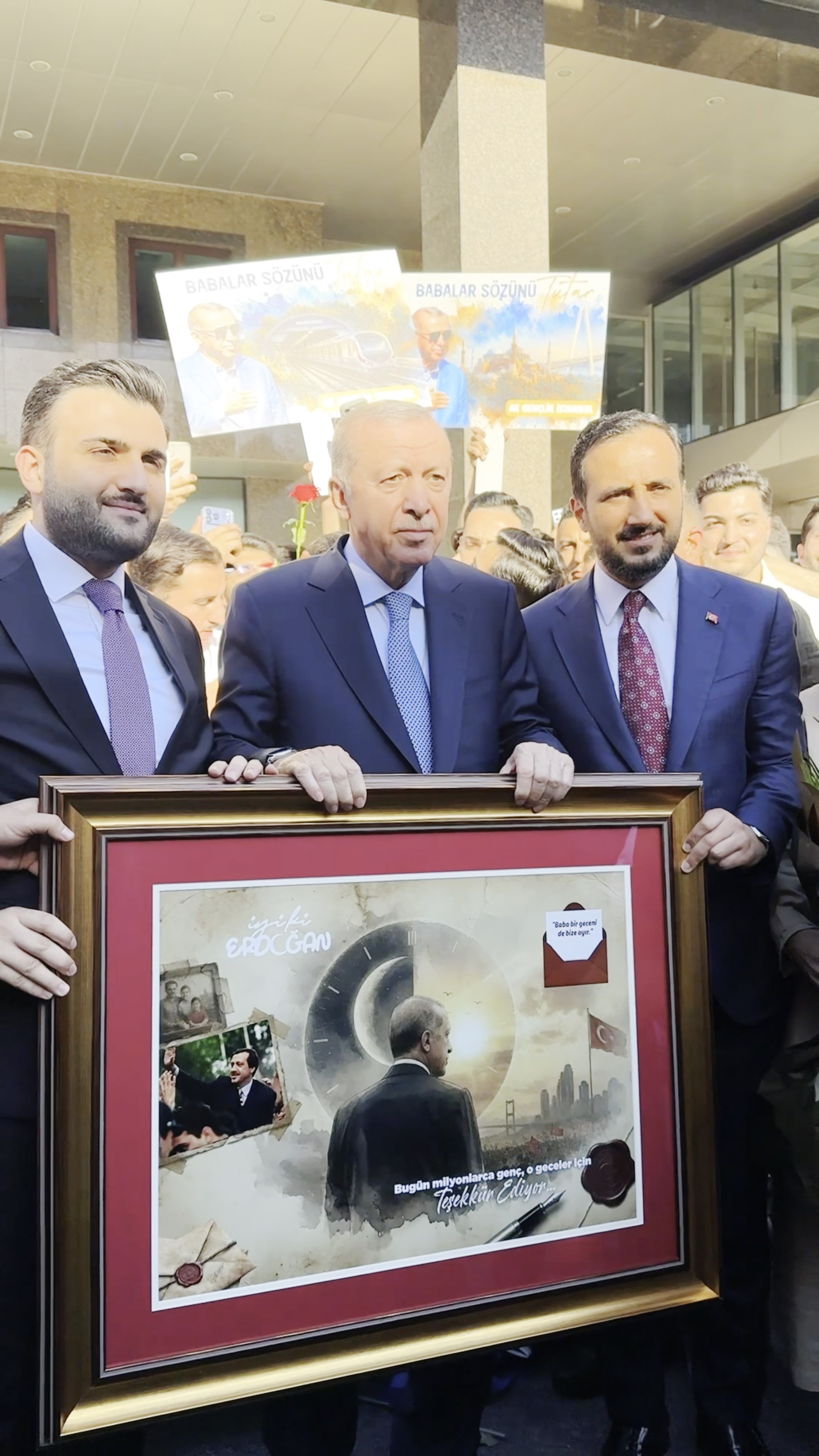 Cumhurbaşkanı Erdoğana Babalar Günü tablosu hediye ediliyor