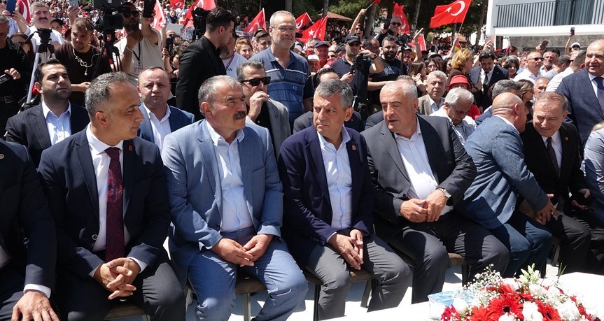 Özgür Özel