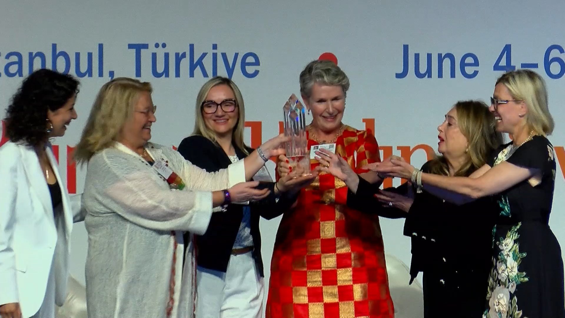 Küresel Kadın Zirvesi İstanbul