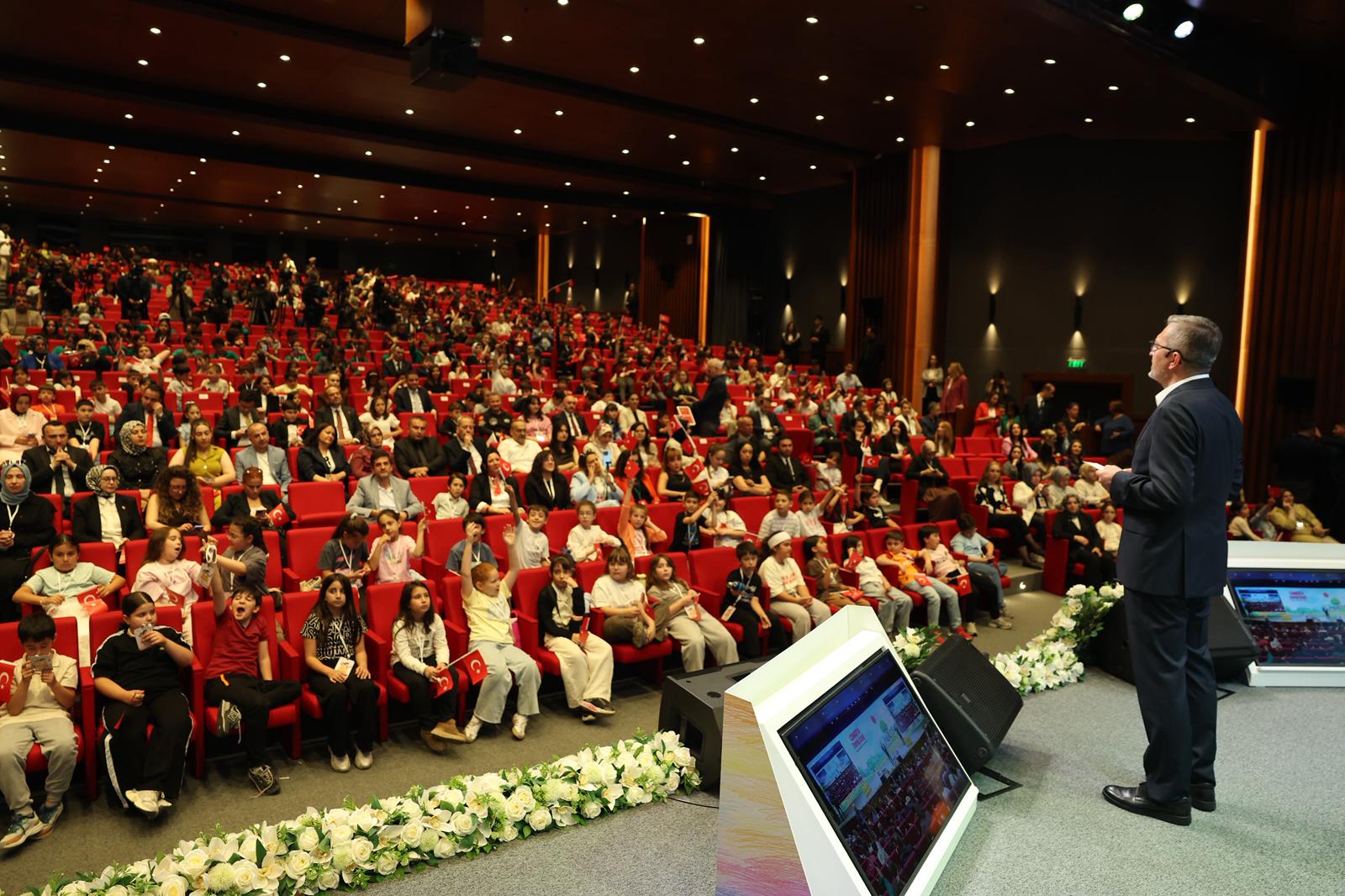 İletişim Başkanı Burhanettin Duran CİMER