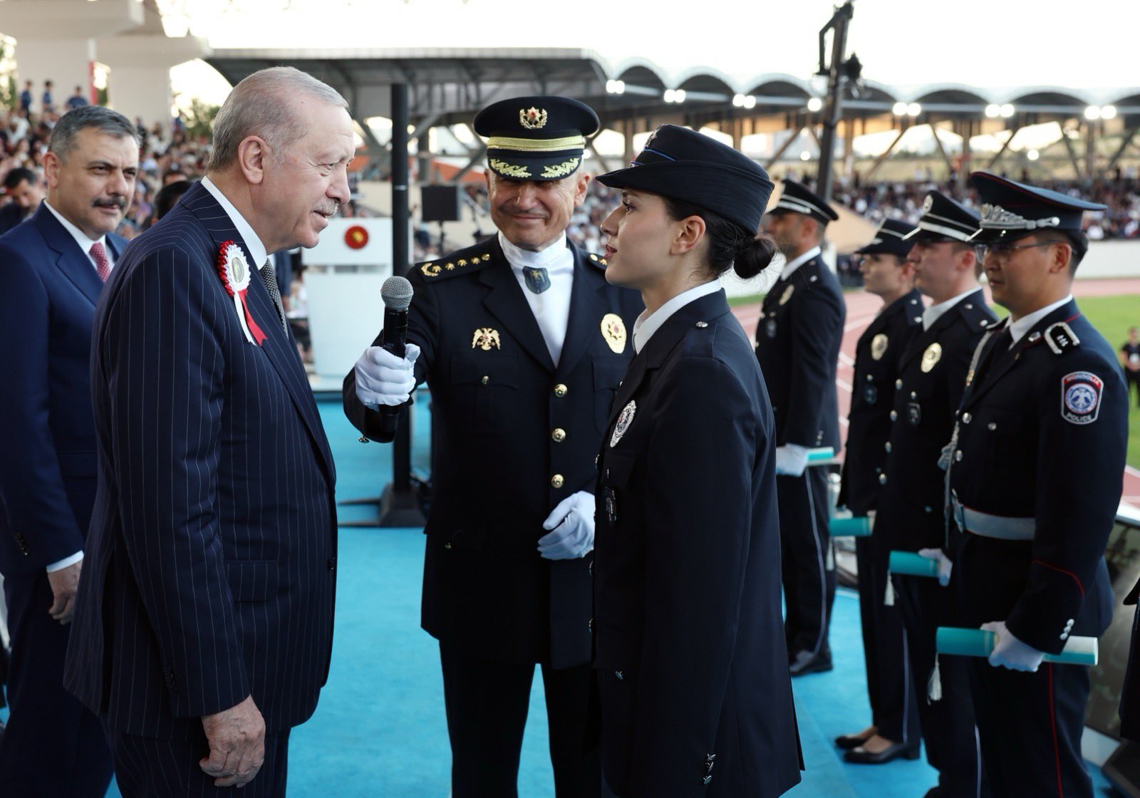 Cumhurbaşkanı Erdoğan konuşma yapıyor