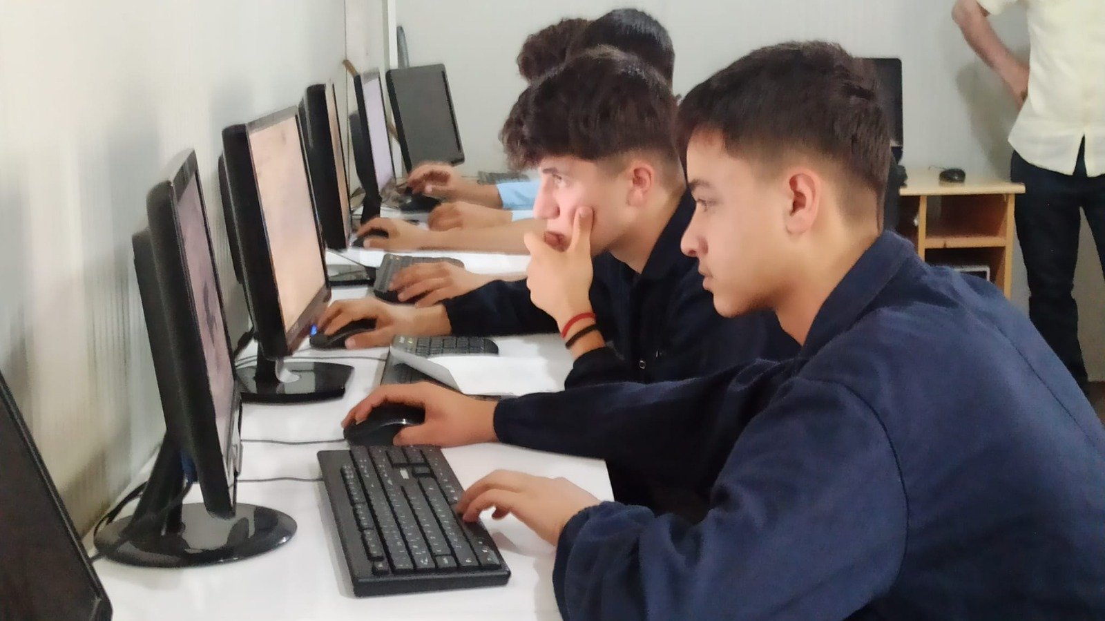 Öğrenciler eğitim sürecinde elde ettikleri başarılardan duydukları gururu ifade ediyor
