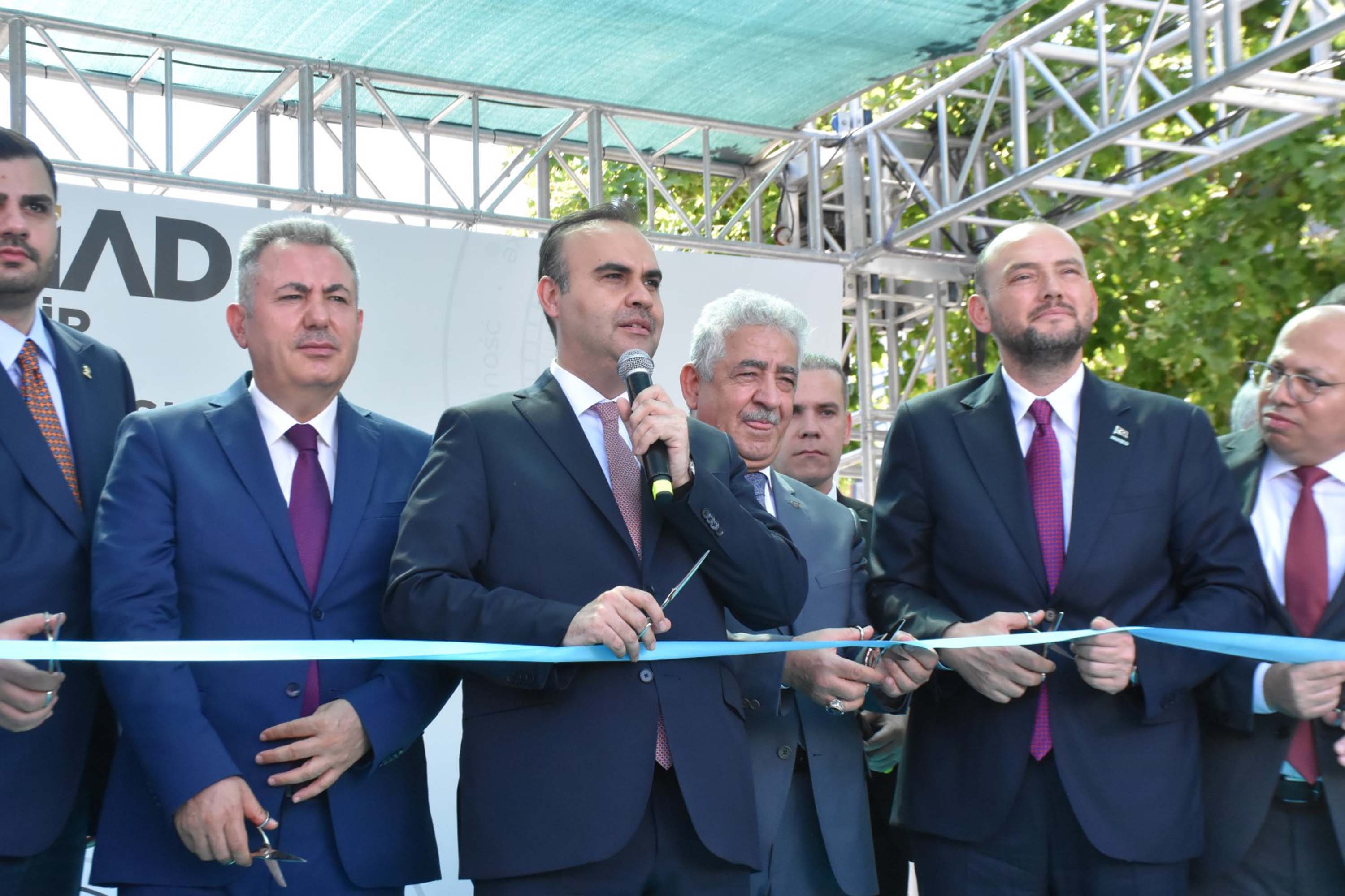 Bakan Kacır