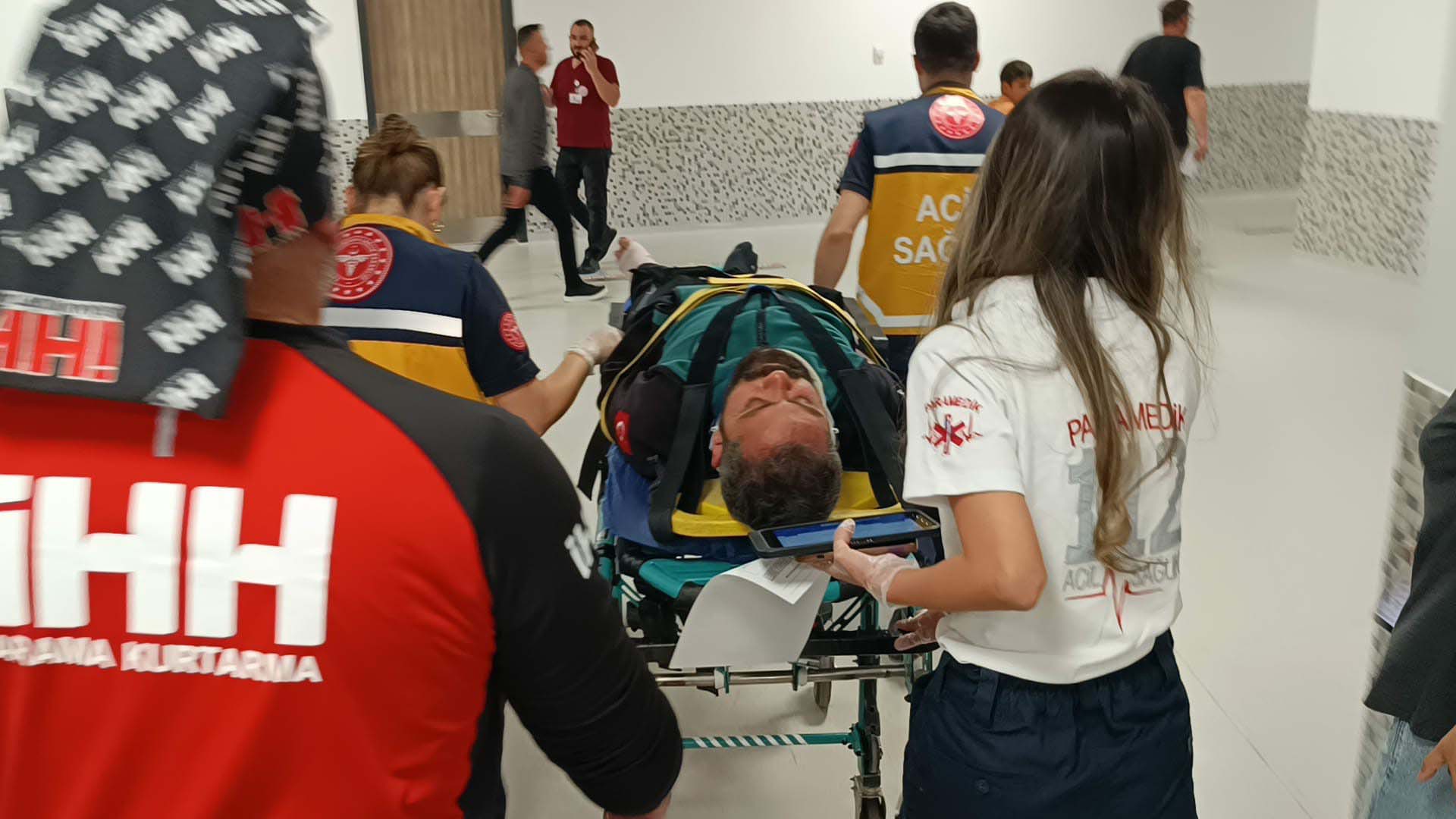 Nouraldden Alakarry askeri helikopterle kurtarıldı
