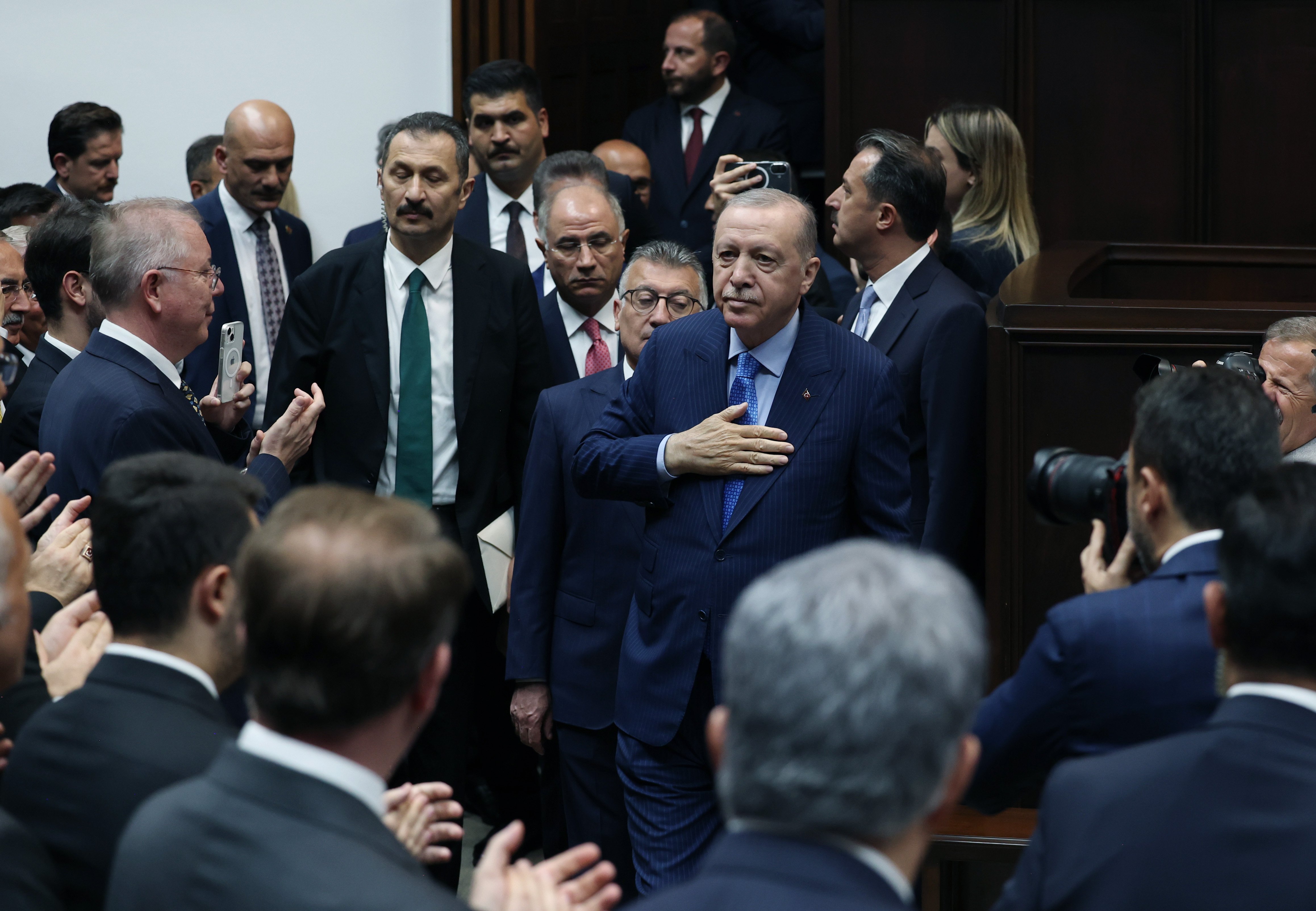 Cumhurbaşkanı Erdoğan, milletvekillerine hitap ediyor