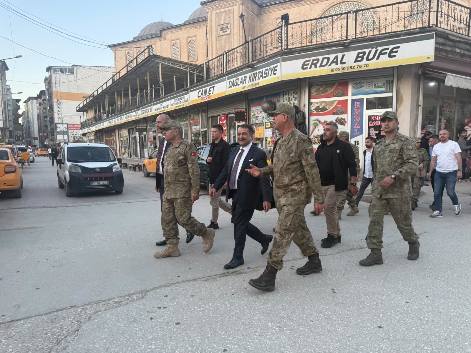 Orgeneral Tokel Şemdinli ziyareti
