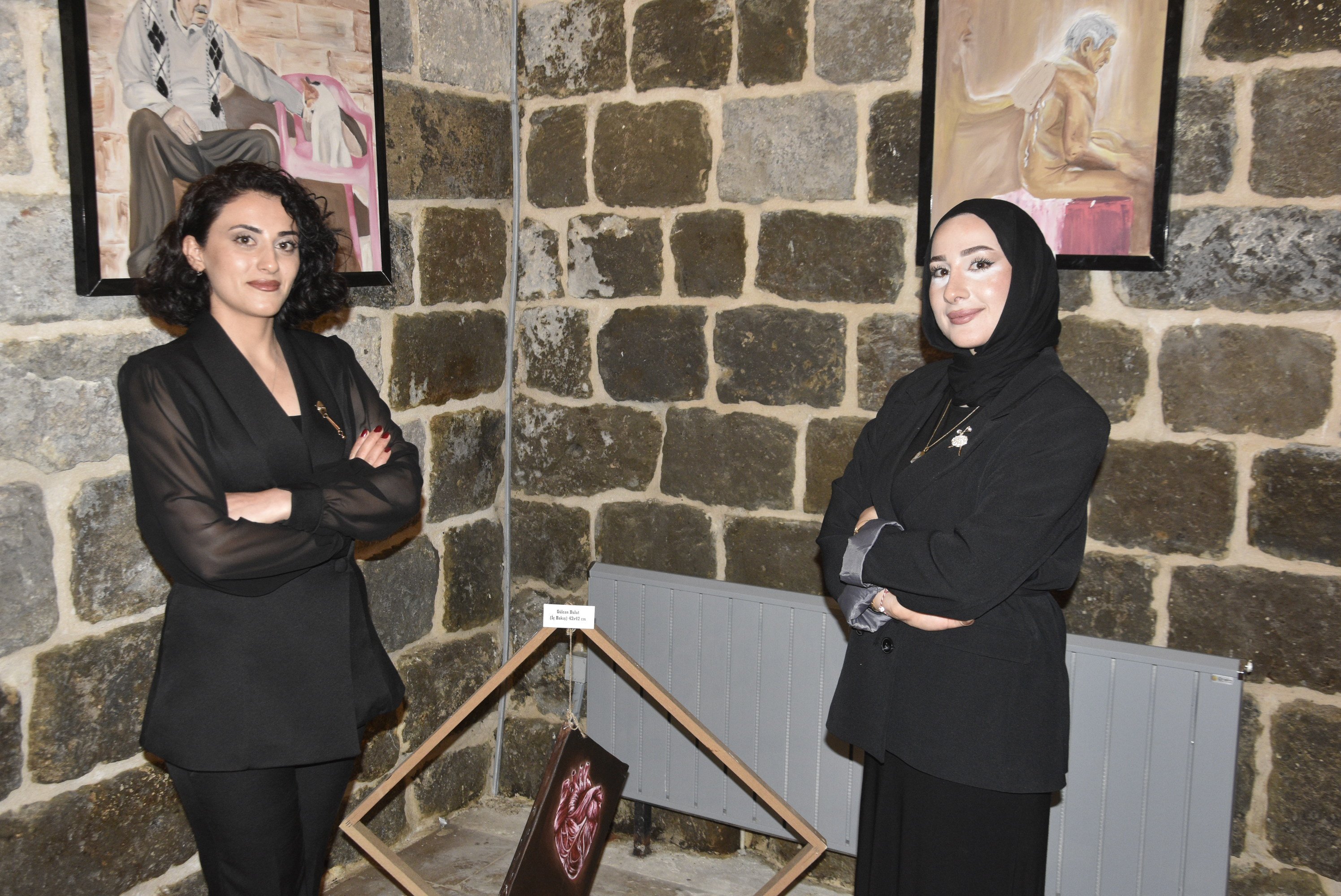 BEÜ öğrencilerinden tarihi handa sıra dışı sergi