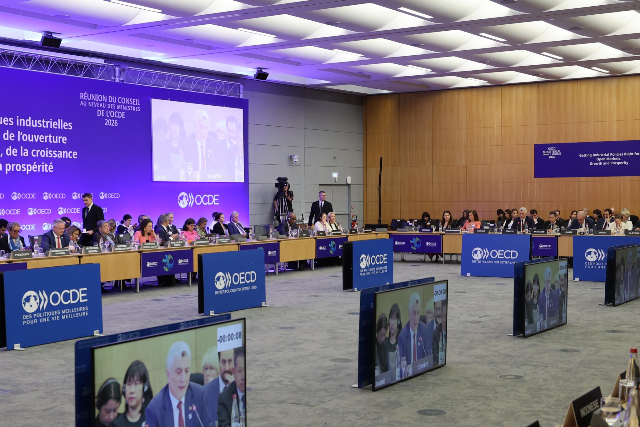 Ticaret Bakanı Ömer Bolat OECD toplantısında