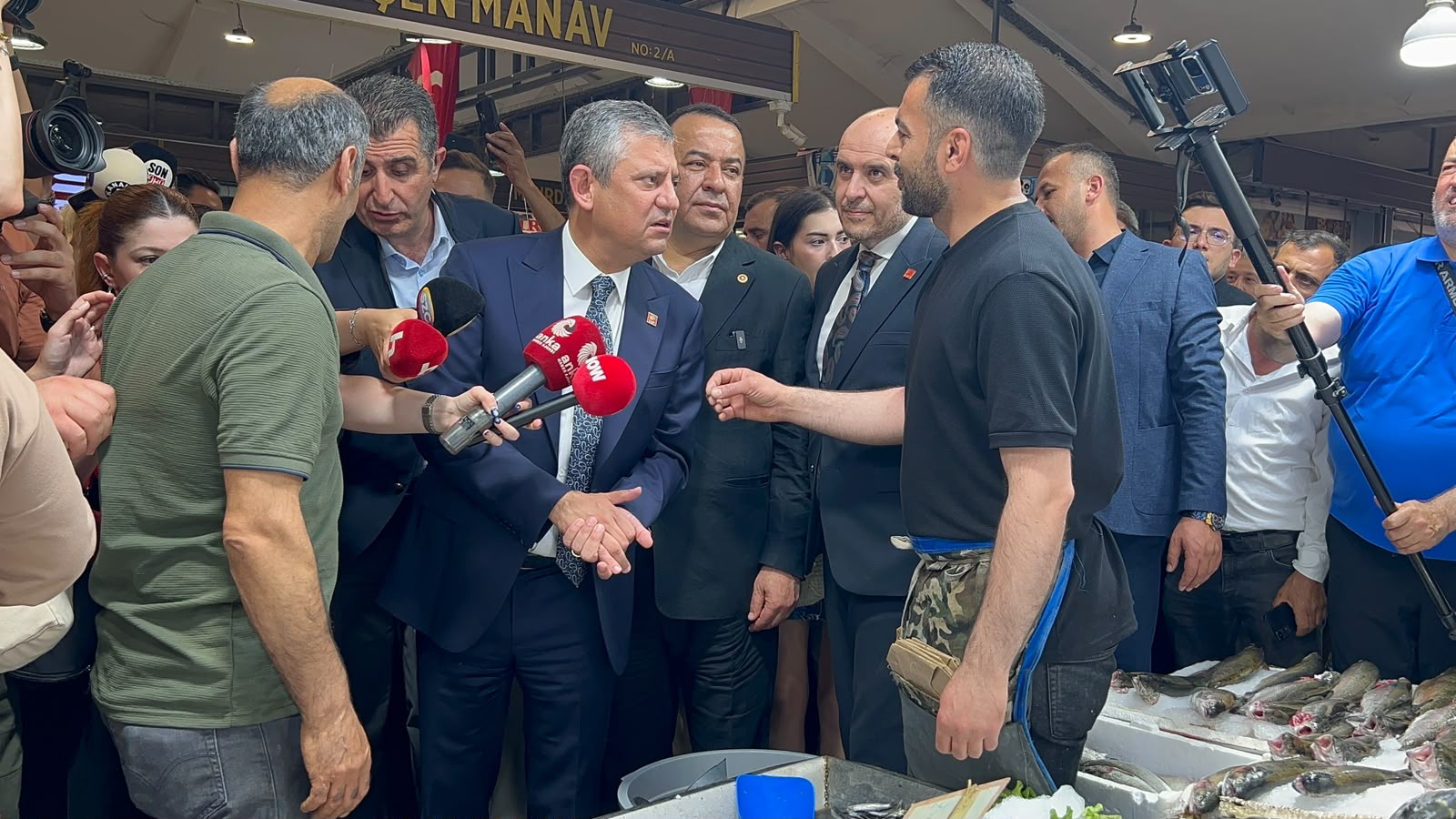 Özgür Özel, Ulus Hali ziyareti sonrası açıklama yapıyor