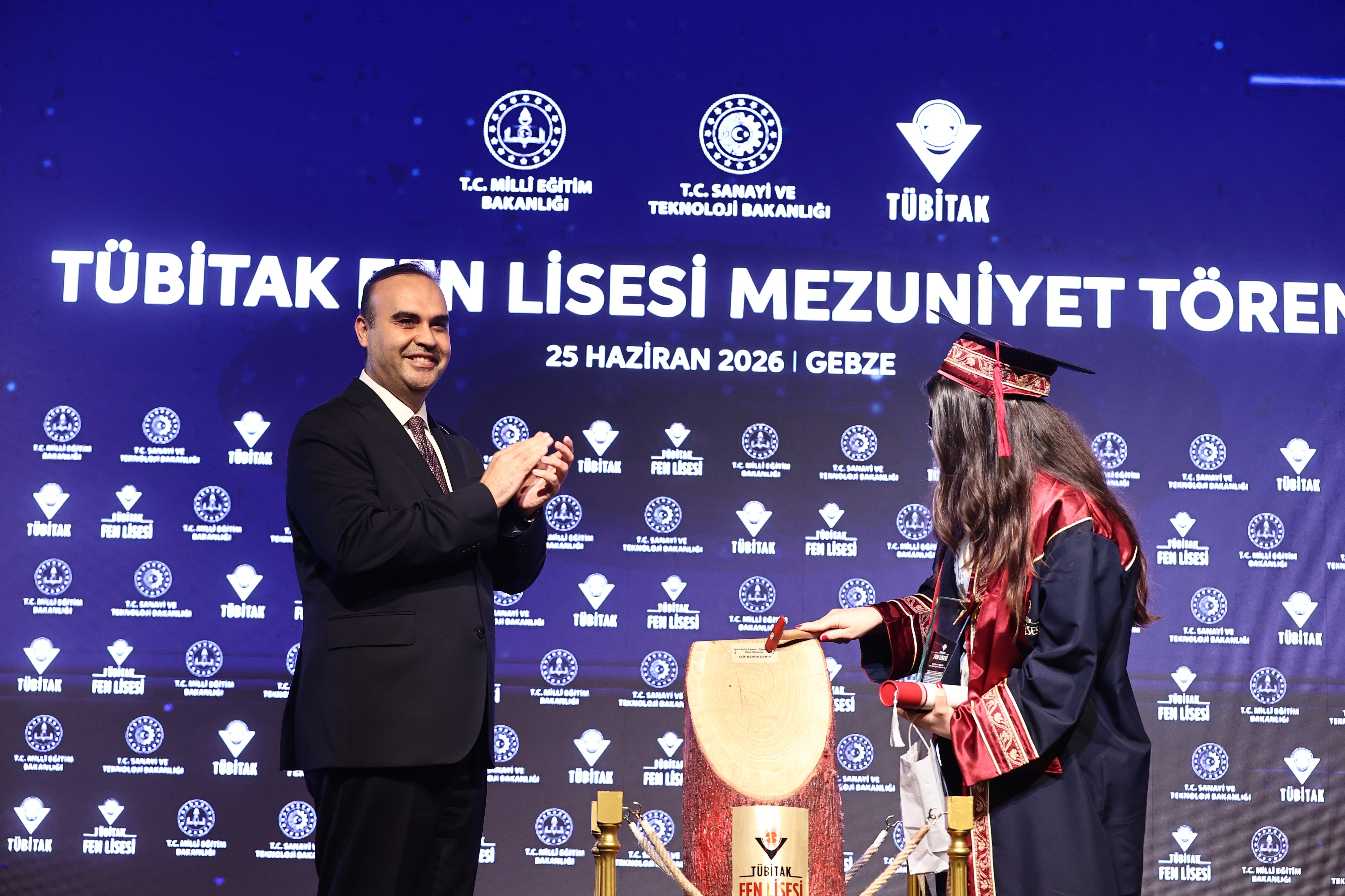 TÜBİTAK Fen Lisesi mezuniyet töreni