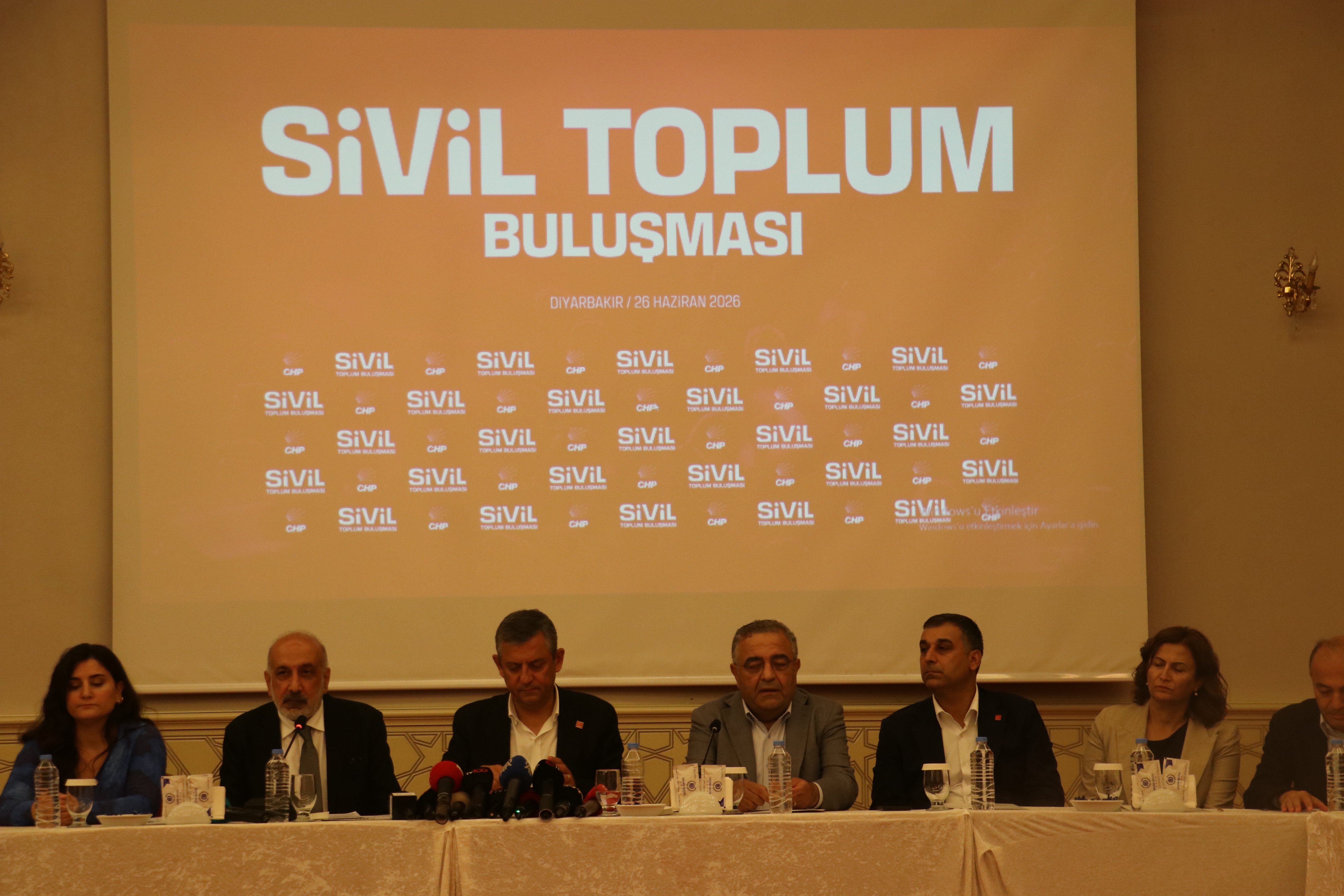 Özgür Özel Diyarbakır