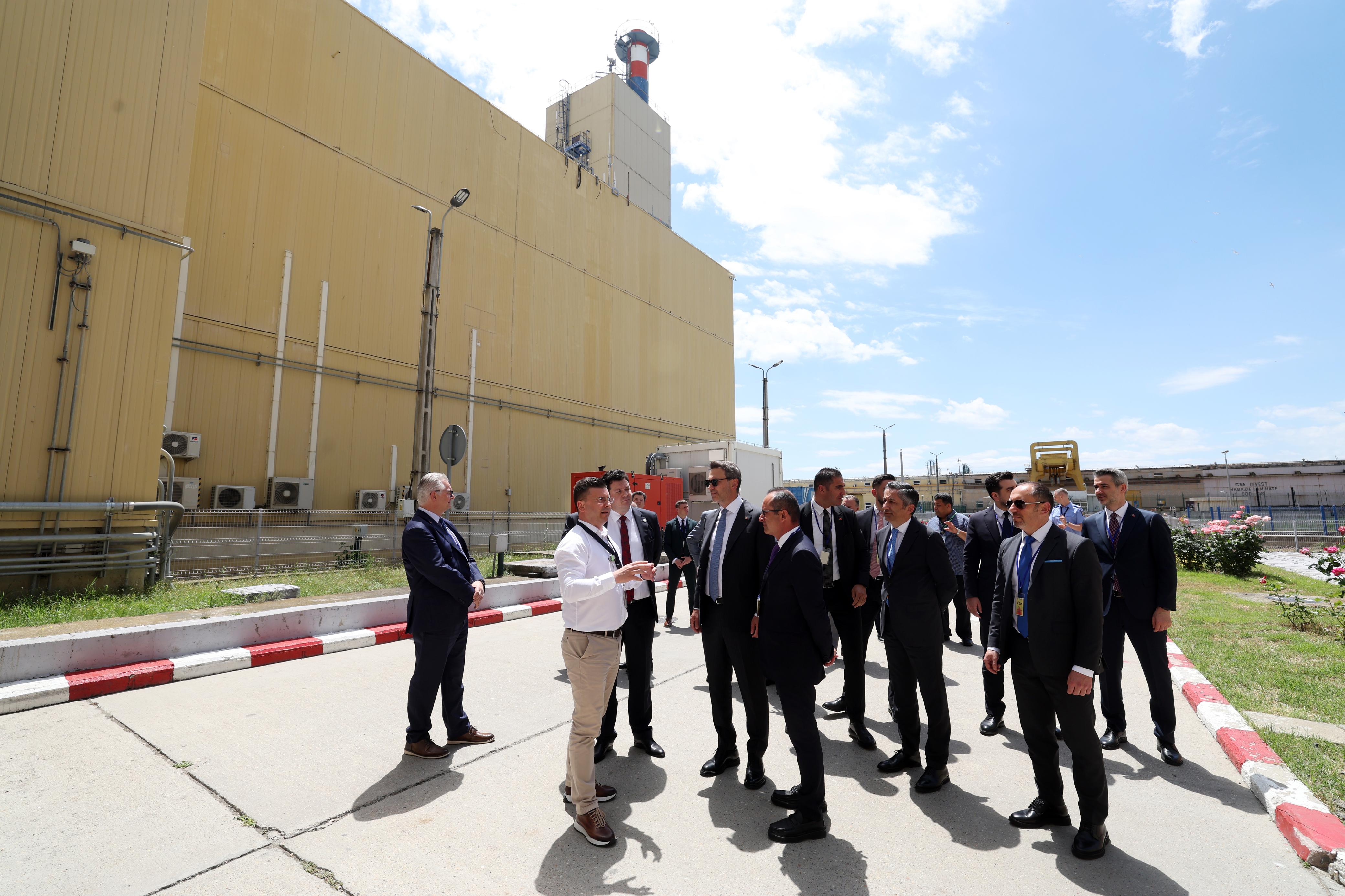 Bakan Alparslan Bayraktar nükleer enerji açıklaması
