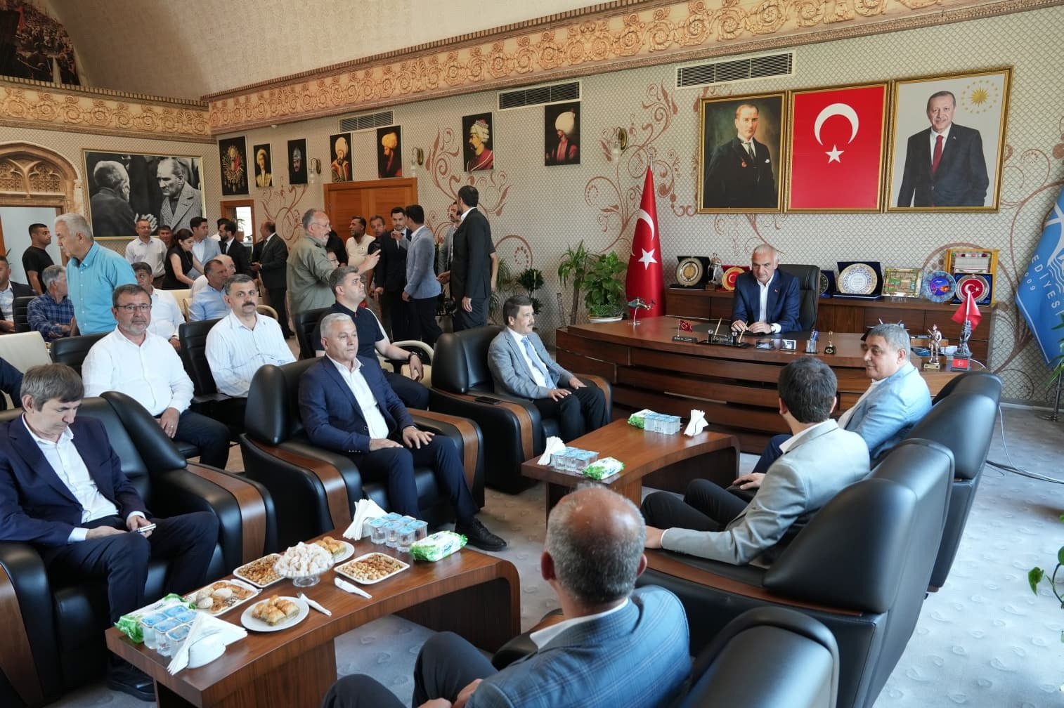 Bakan Mehmet Nuri Ersoy Antalya nikah şahidi
