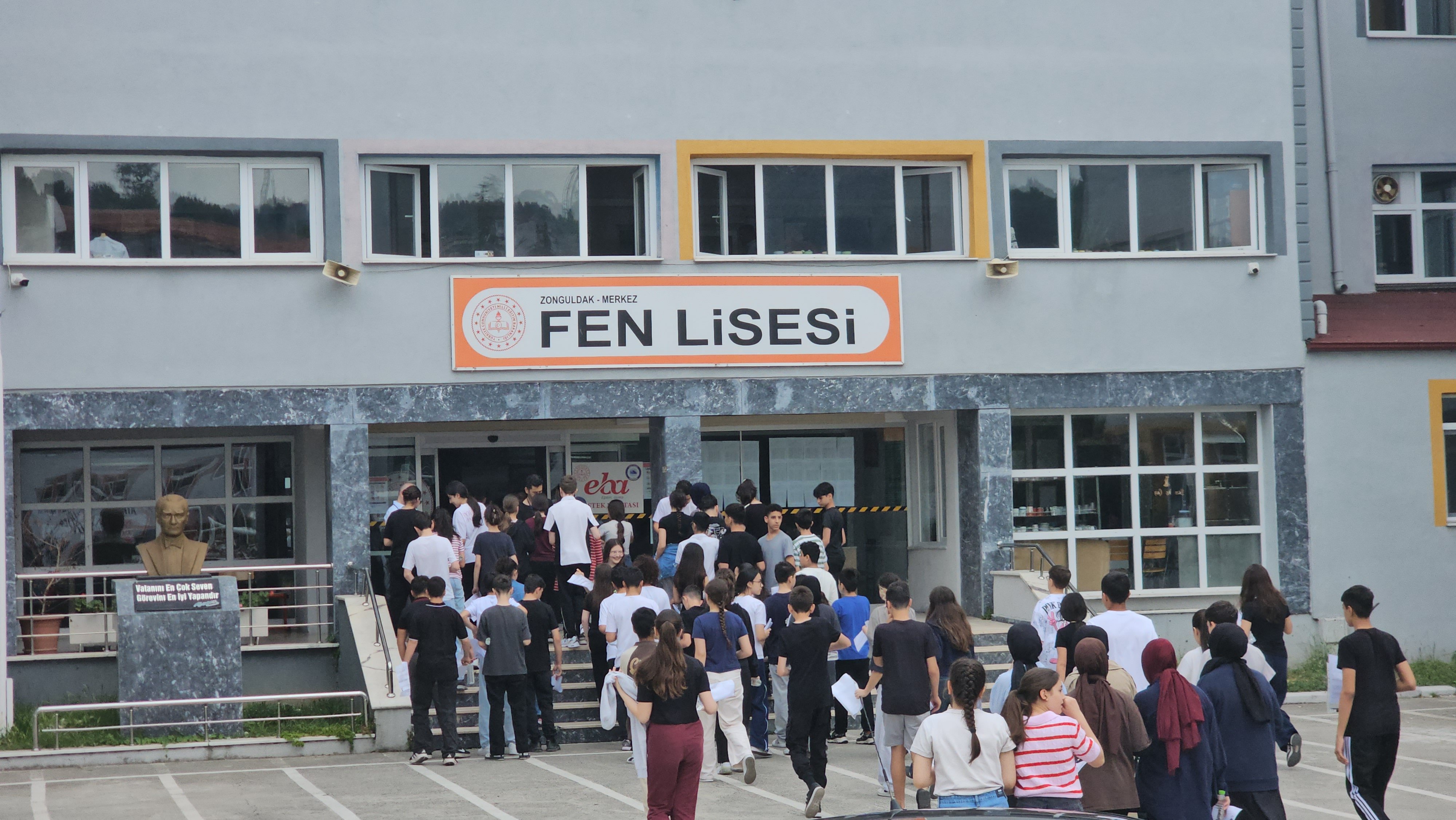Kimliğini unutan öğrenci LGS
