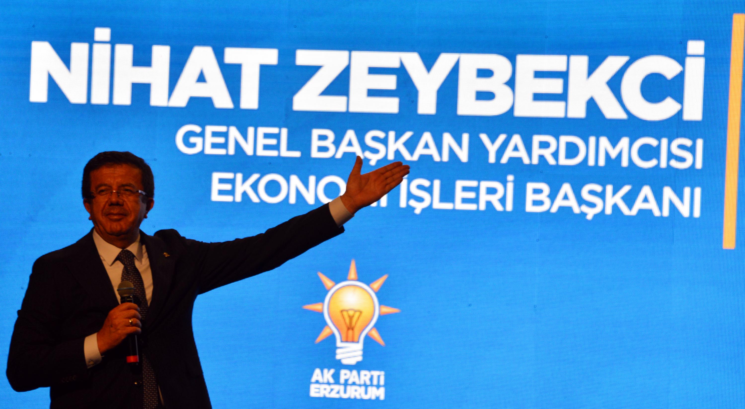 Nihat Zeybekci toplantıda