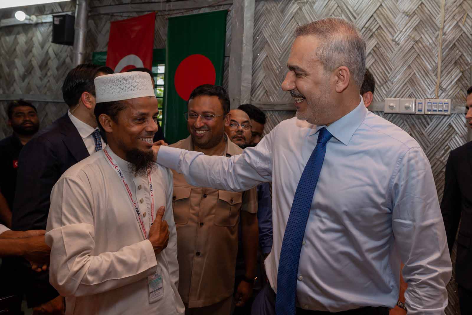 Fidan Bangladeş temasları