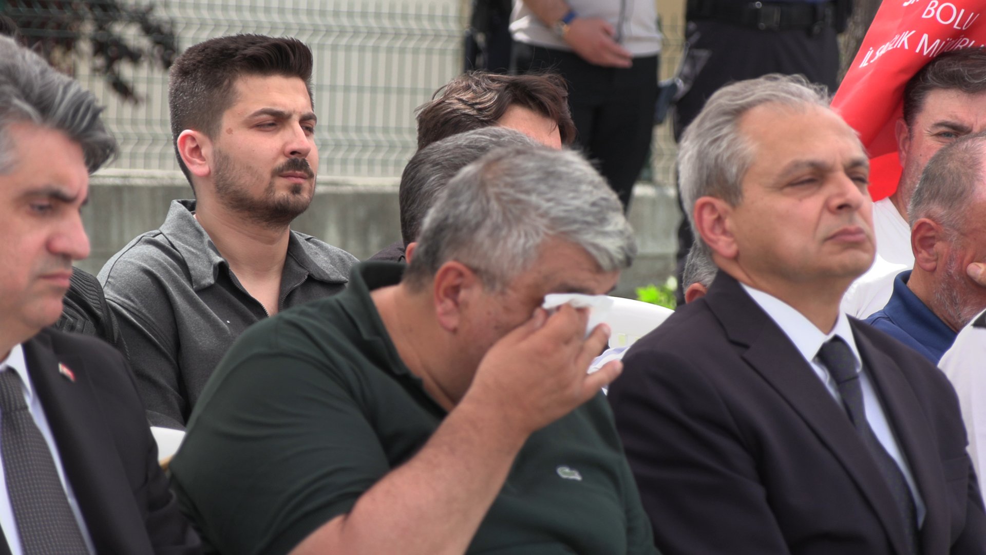 Yüksel Gültekin törende konuşuyor