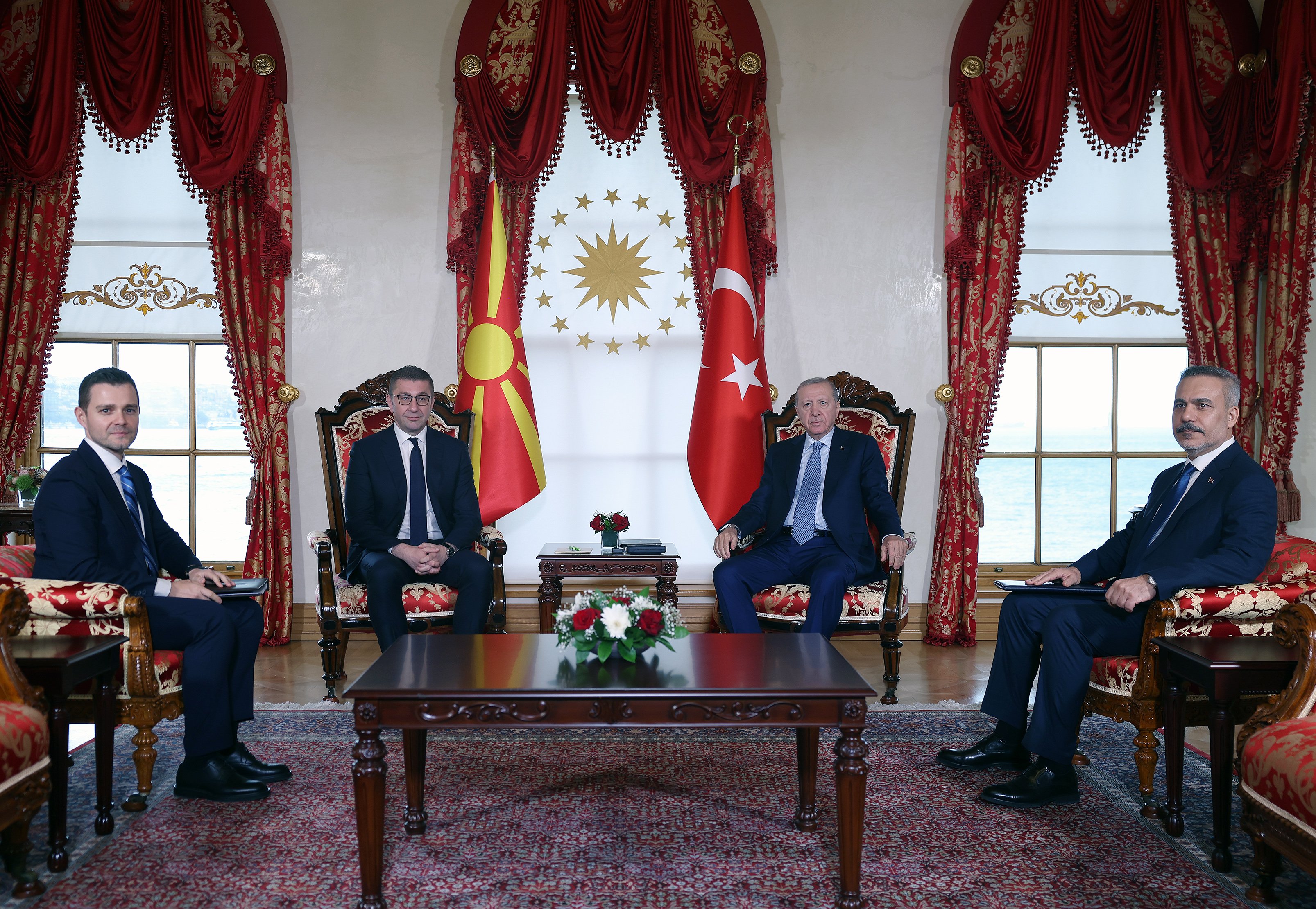 Erdoğan ve Mickoski fotoğraf çekimi