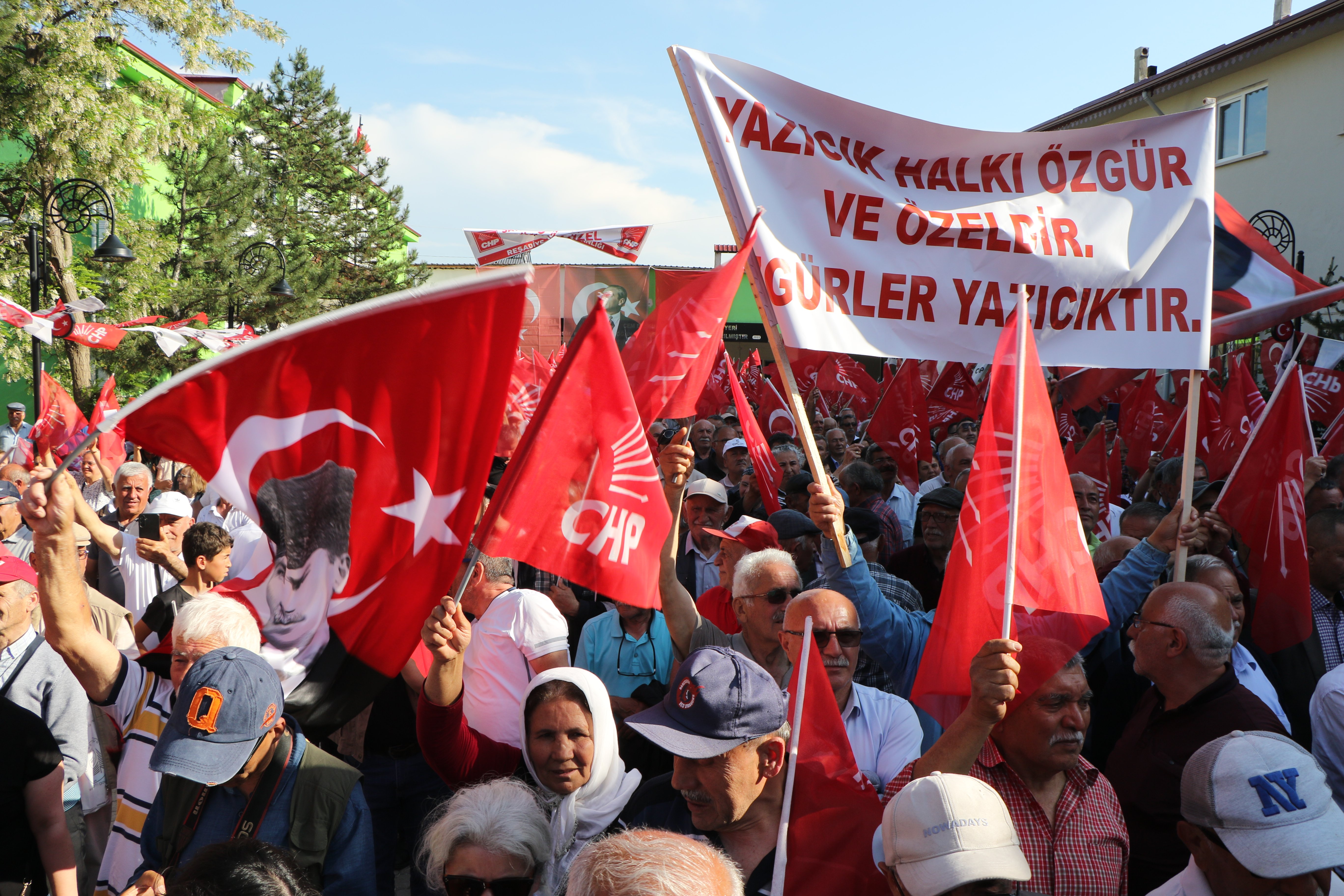 CHP Genel Başkanı Özgür Özel konuşması