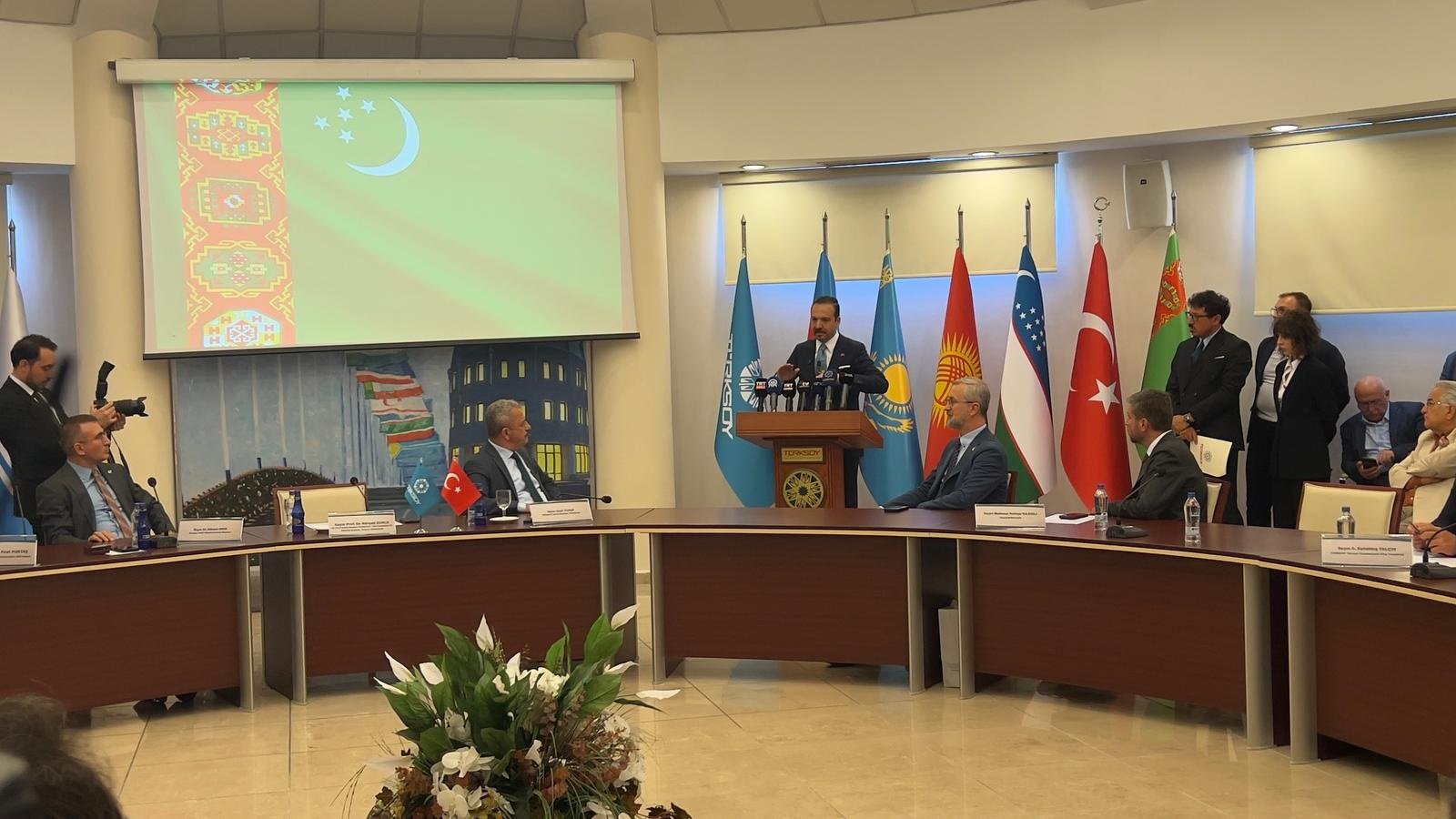 Kürşad Zorlu sempozyum