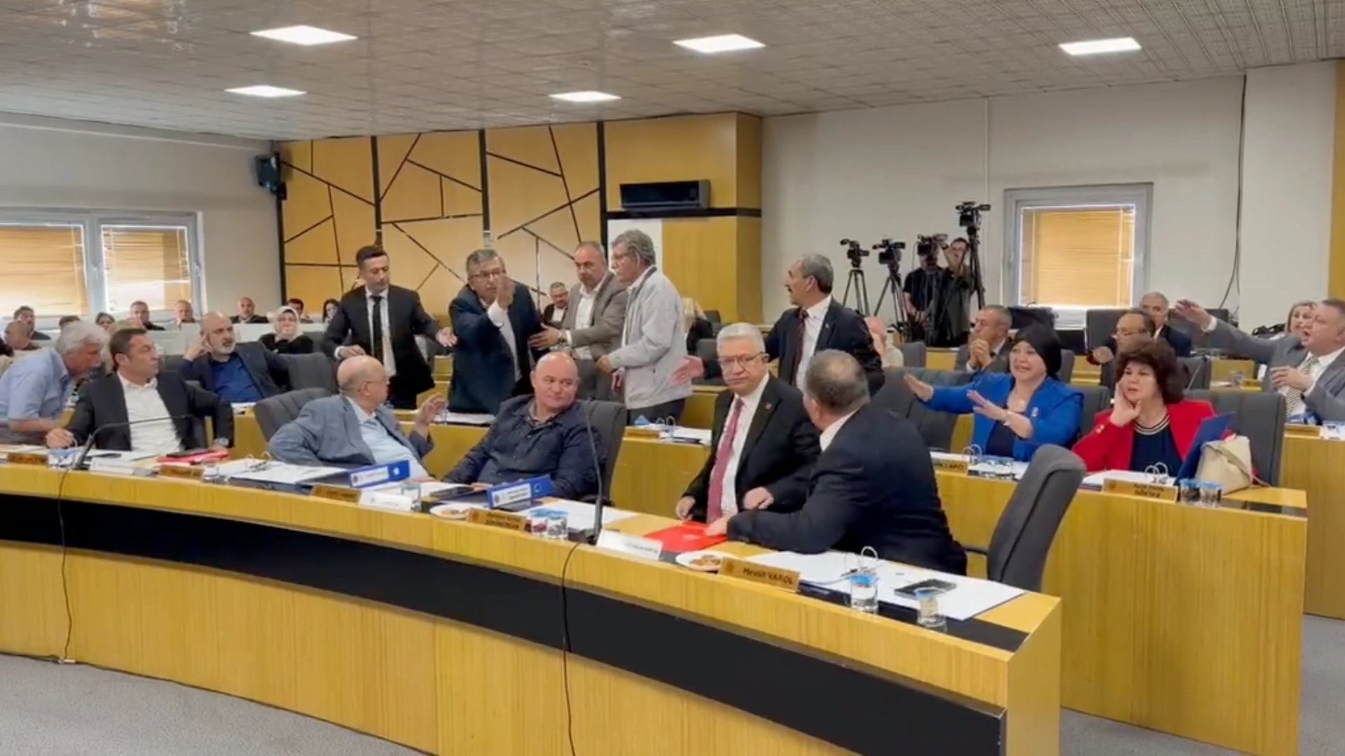 CHP Afyonkarahisar İl Başkanı Hasan Karadeniz Basın Açıklaması