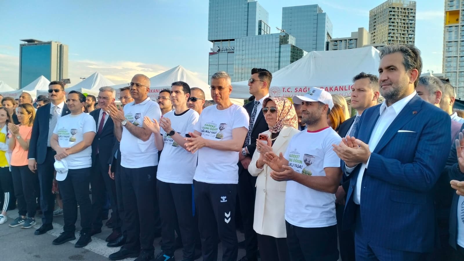 Hareket Yaşını Öğren Sağlıklı Yaşa kampanyası kapsamında stantlar