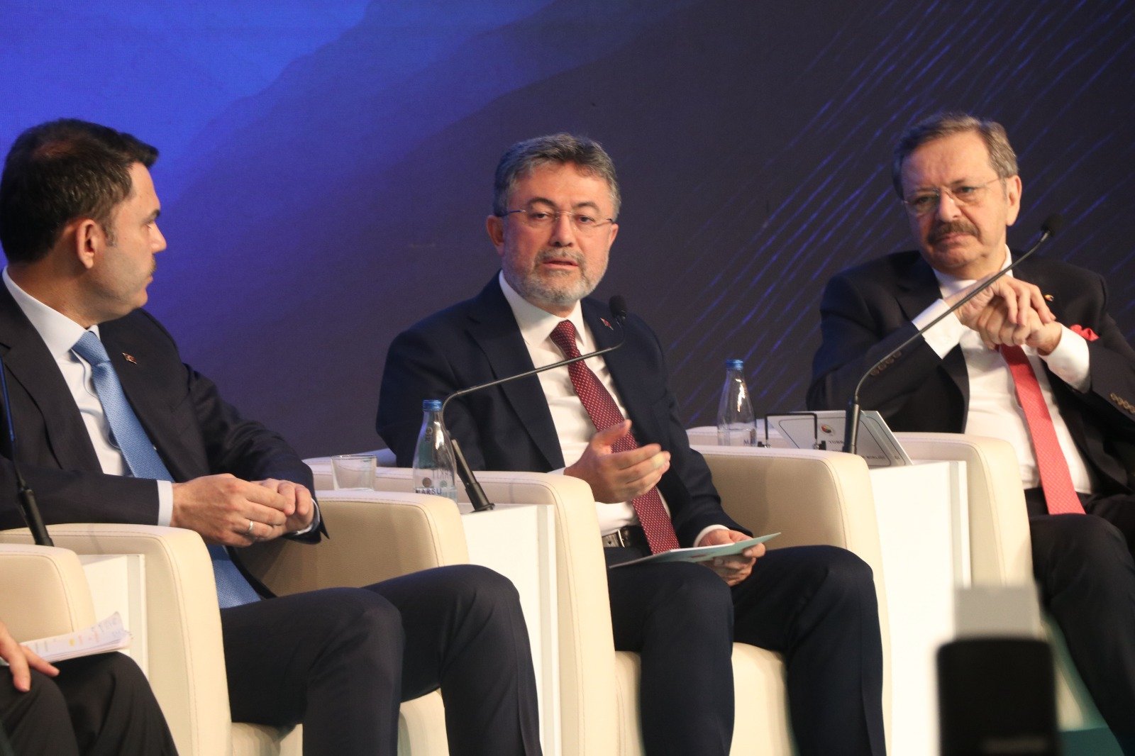 Tarım ve Orman Bakanı İbrahim Yumaklı Kayseri Erciyes Zirvesi konuşma yapıyor