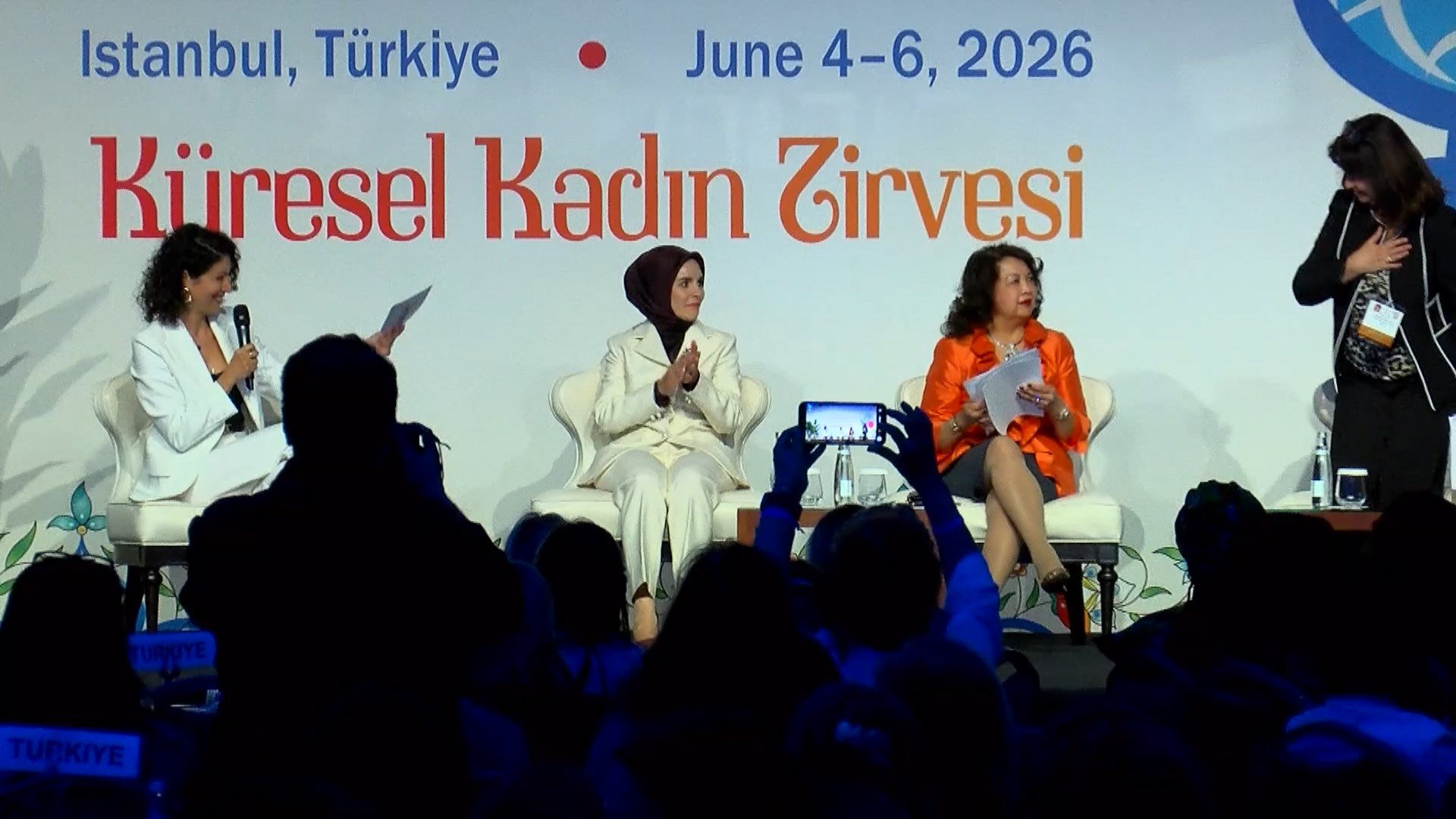 Mahinur Özdemir Göktaş, Küresel Kadın Zirvesi, Aile ve Sosyal Hizmetler Bakanı