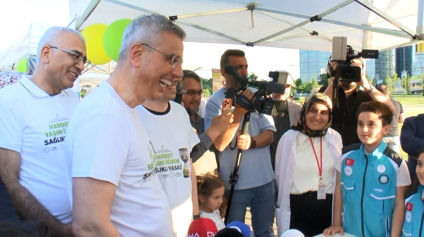 Kemal Memişoğlu, Sağlıklı Türkiye Yüzyılı hedefleri kapsamında vatandaşlarla bir arada