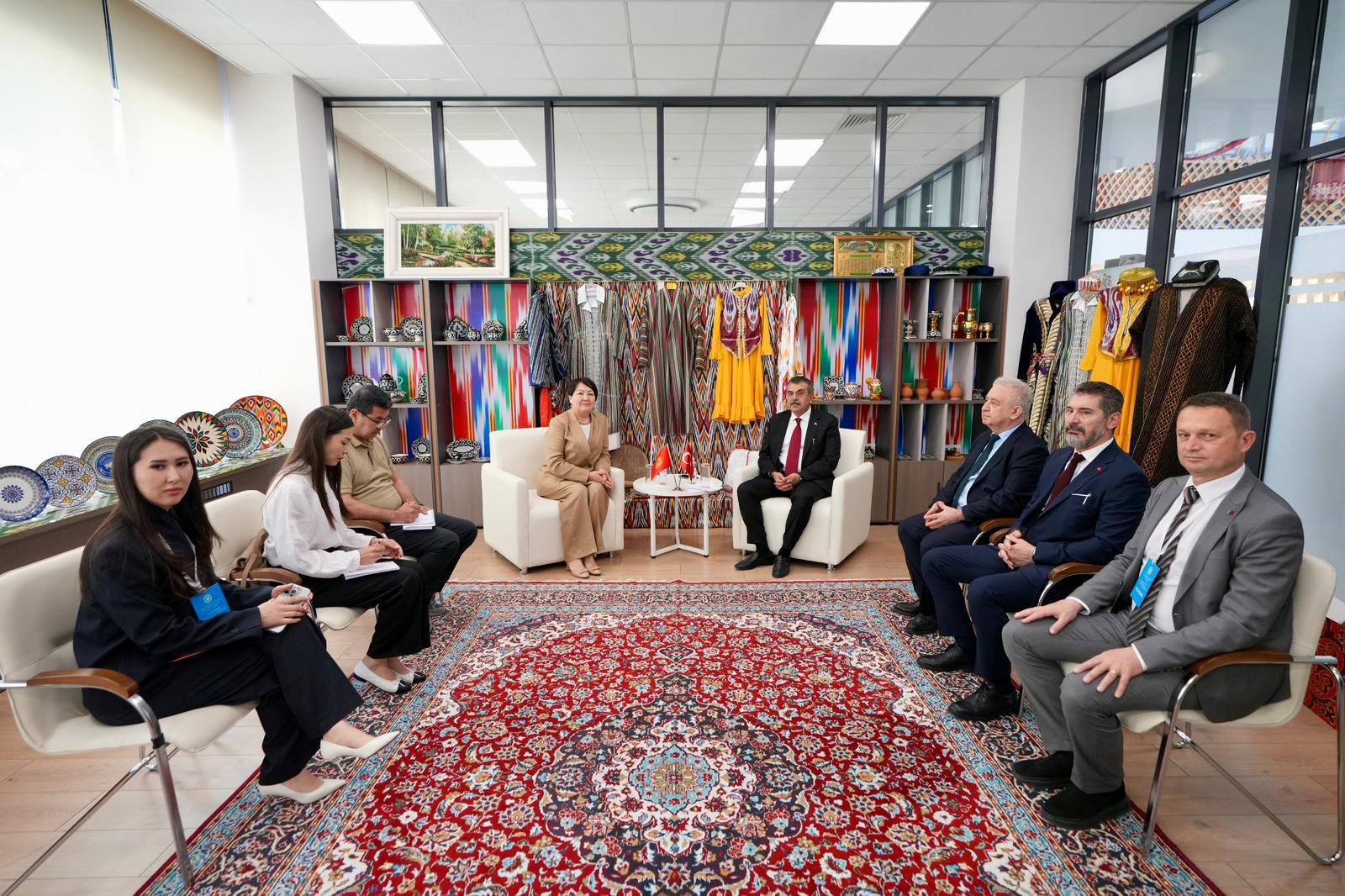 Bakan Tekin, Kırgızistan ve Azerbaycan eğitim bakanları ile görüştü