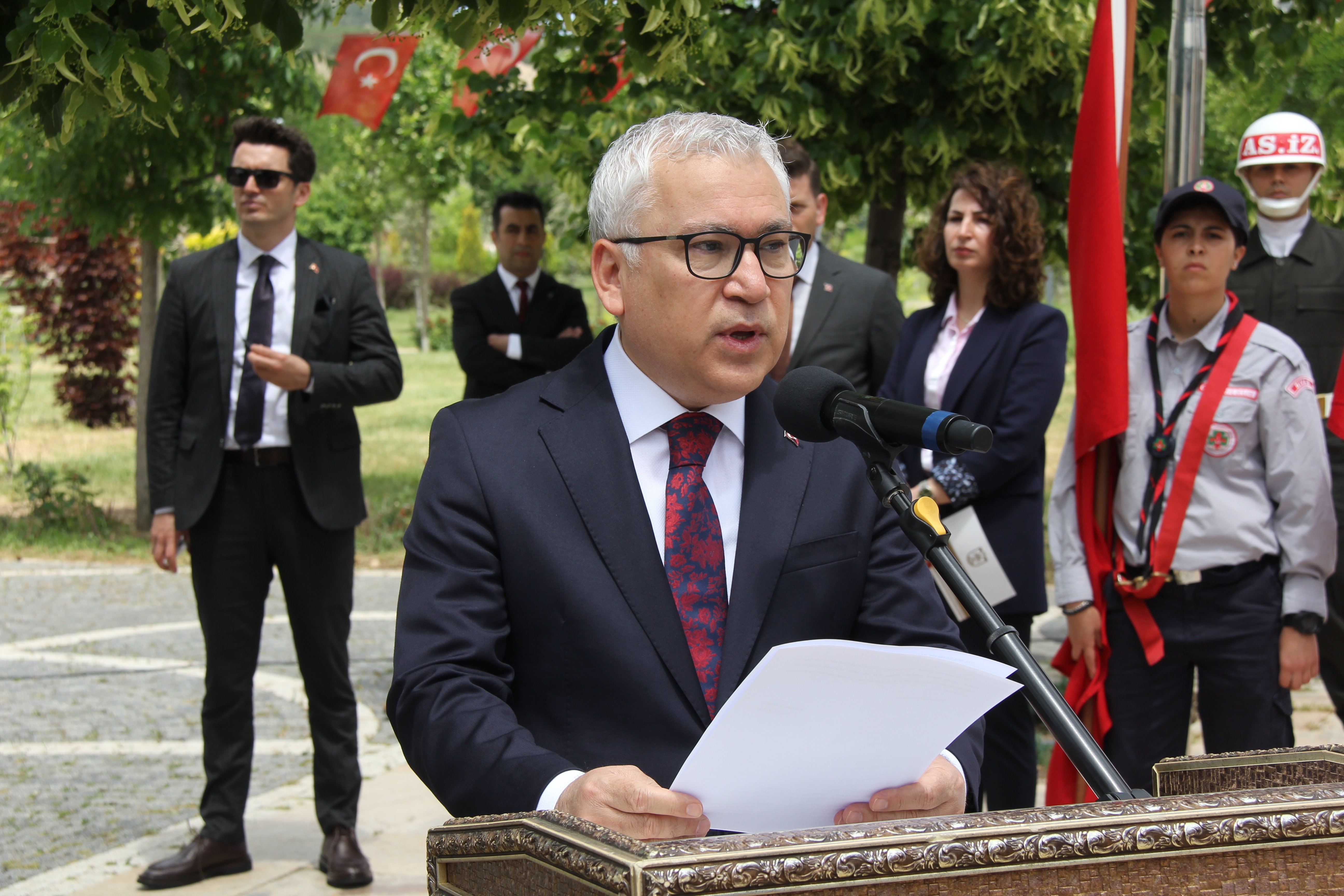 Vali Yılmaz Şimşek Sivas töreni