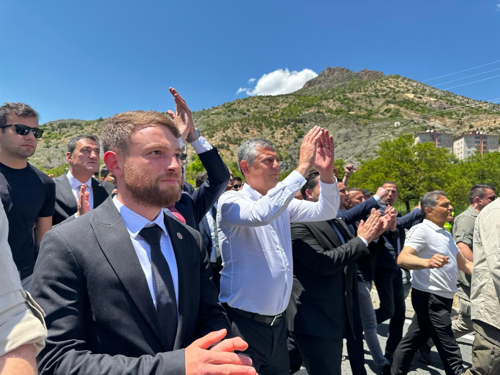 Özgür Özel Anadolu turu