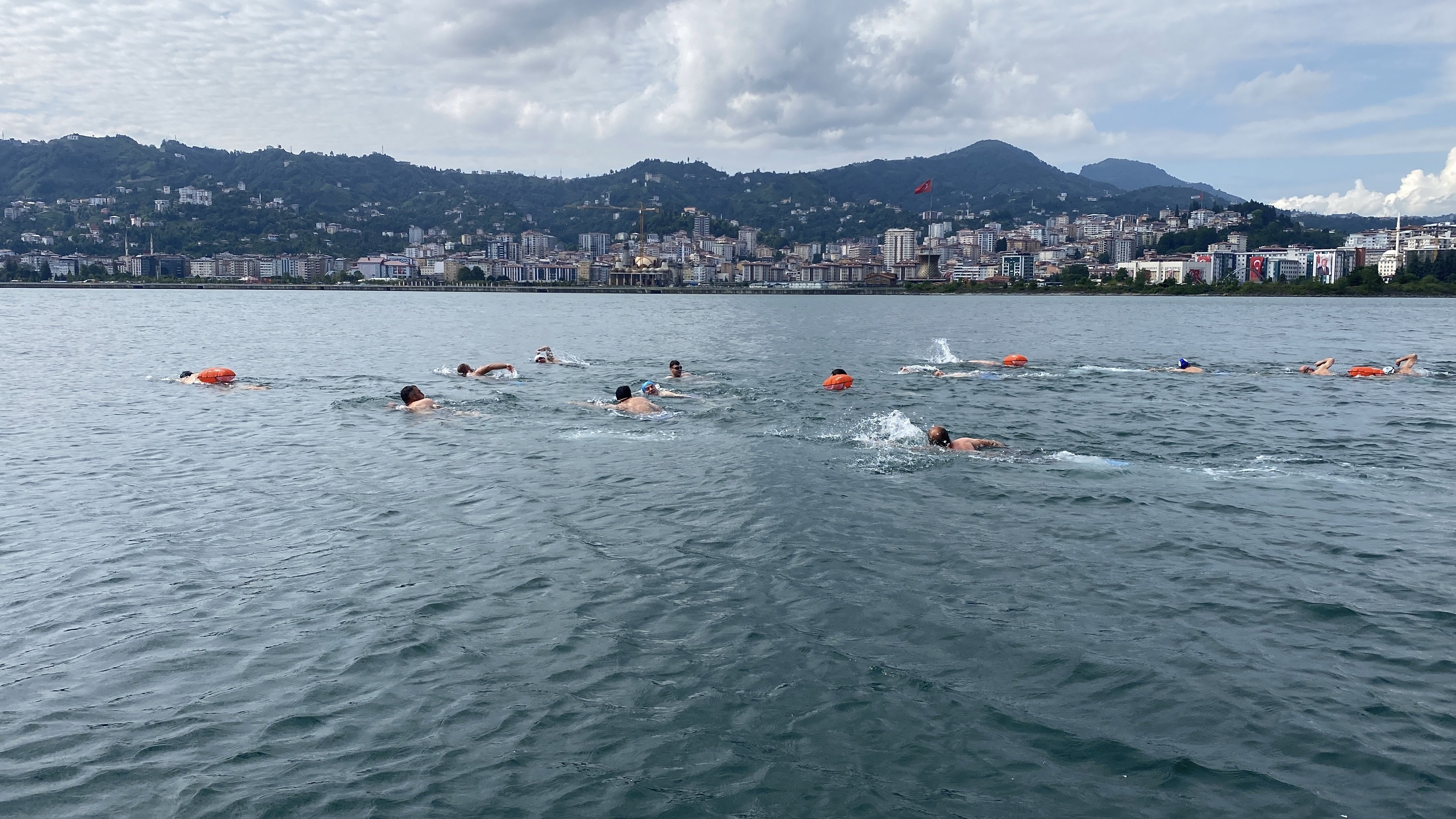 Rize 15 Temmuz yüzme etkinliği