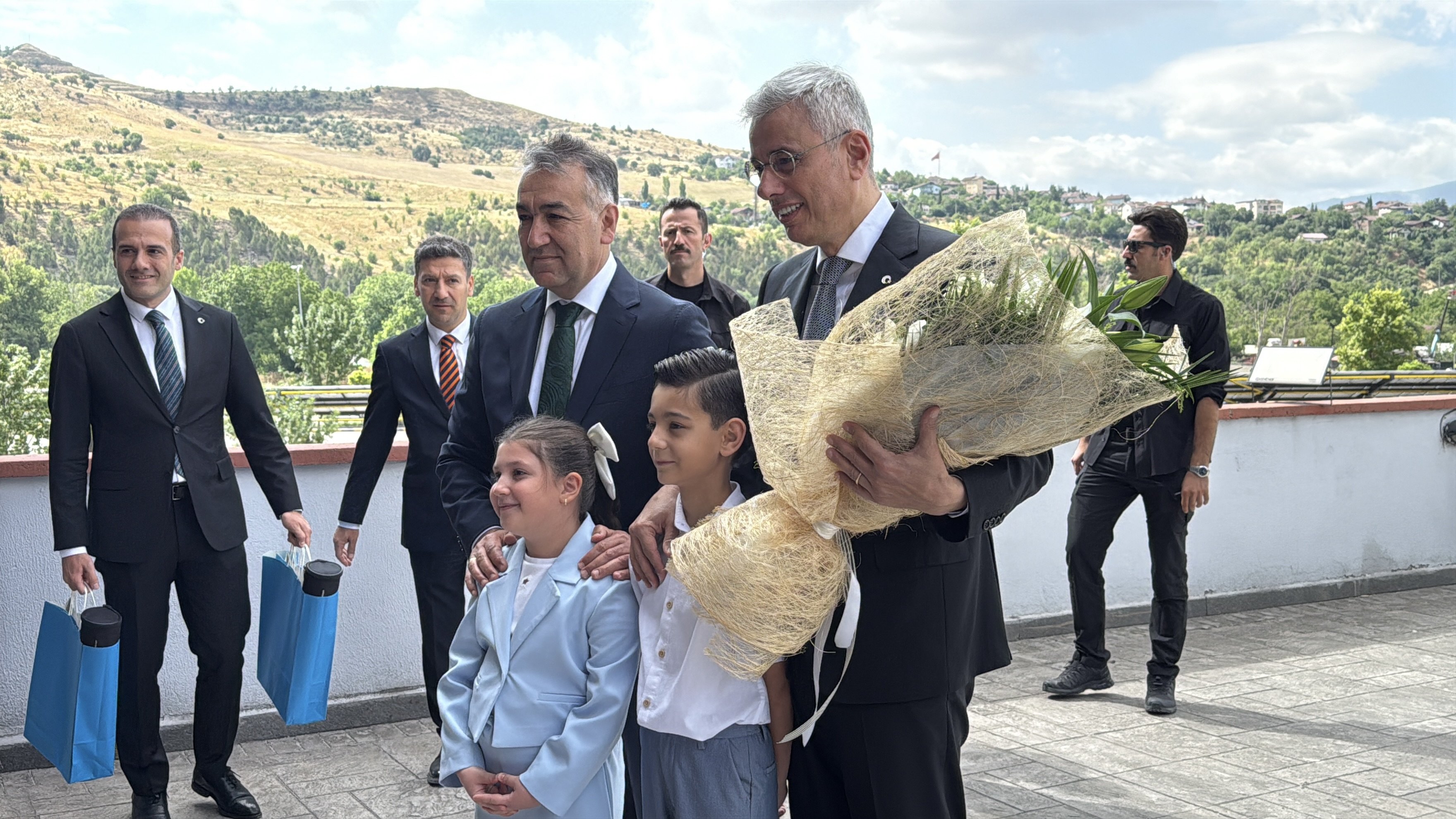 Karabük ziyareti sırasında Bakan Kemal Memişoğlu