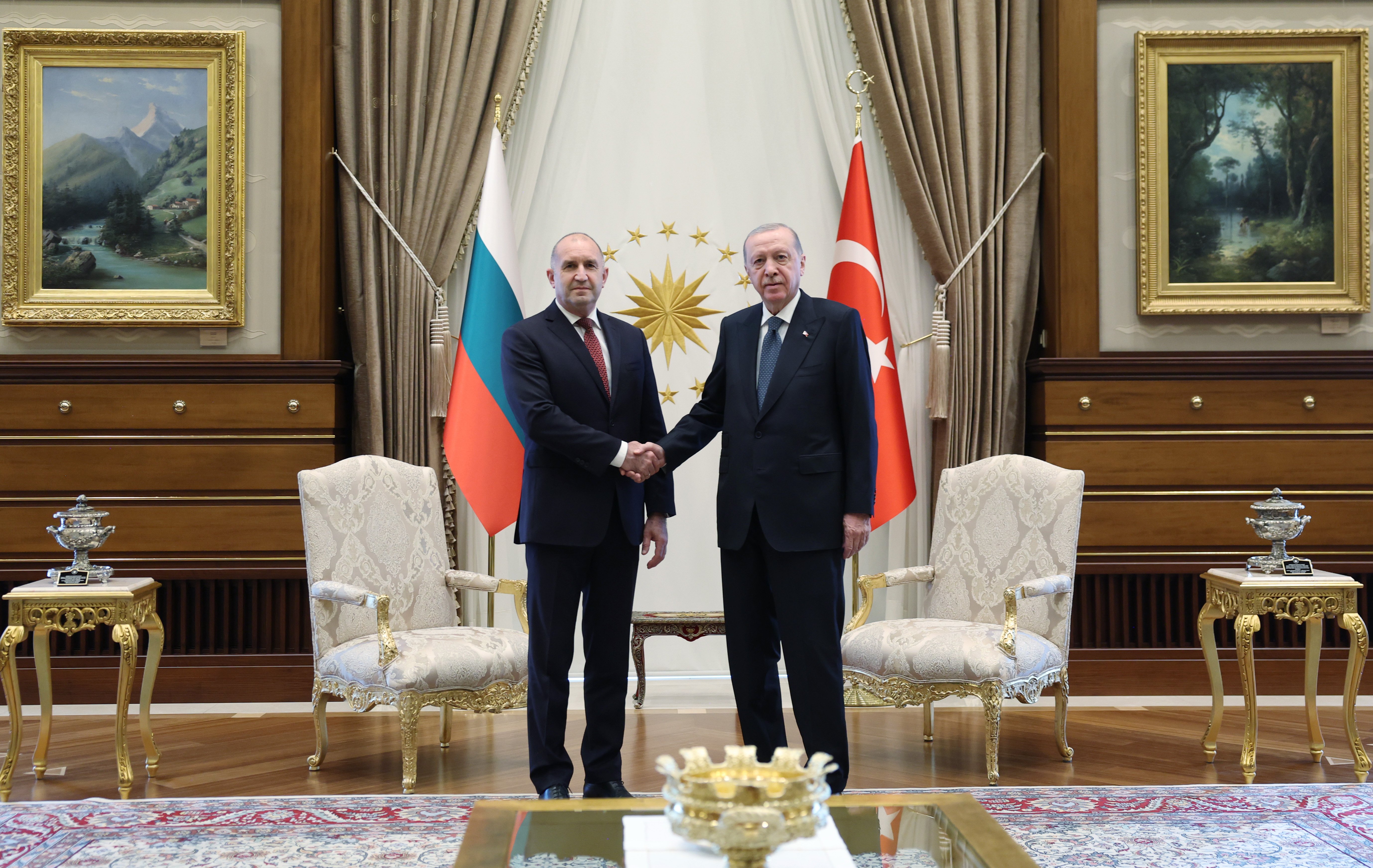 Cumhurbaşkanı Erdoğan ve Bulgaristan Başbakanı Radev kabul