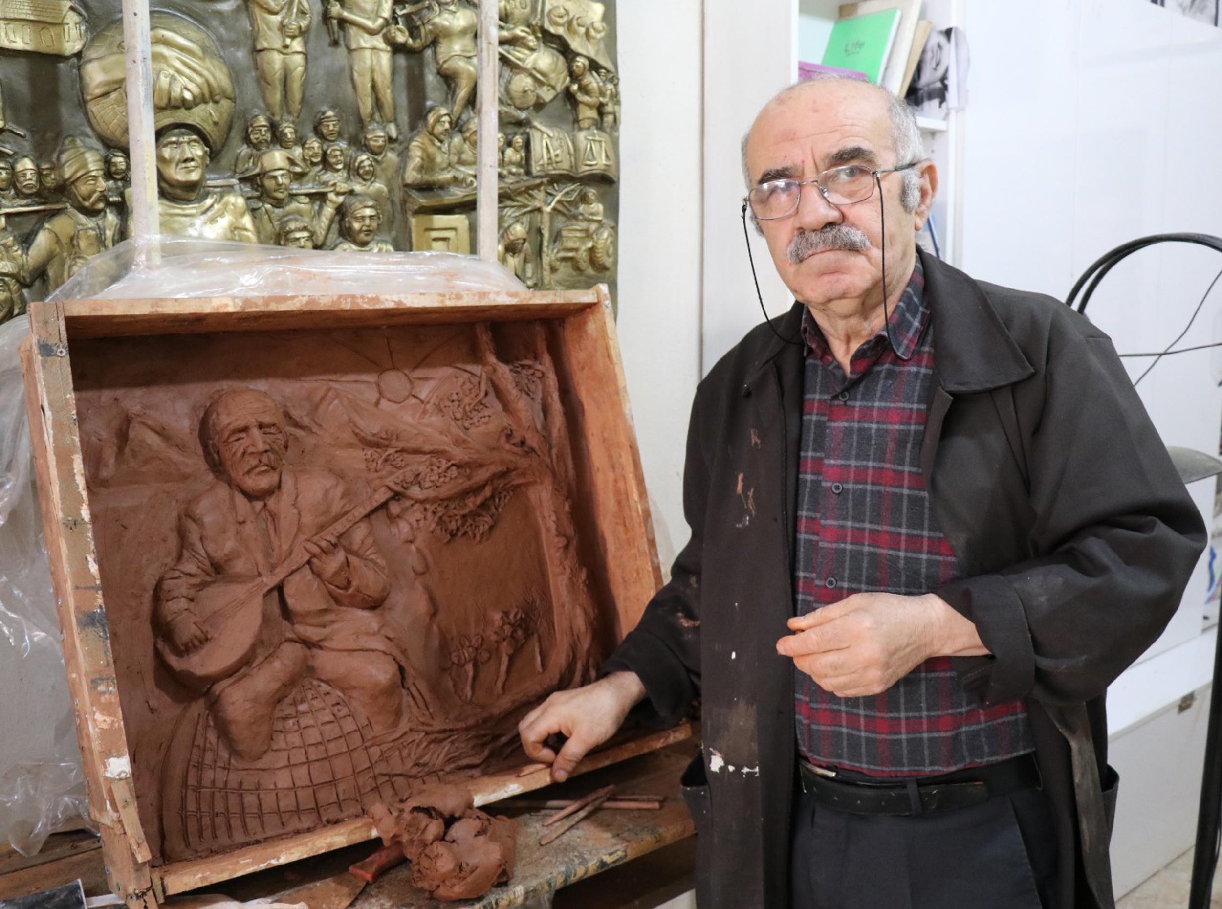 Neşat Demircan rölyef sergisi