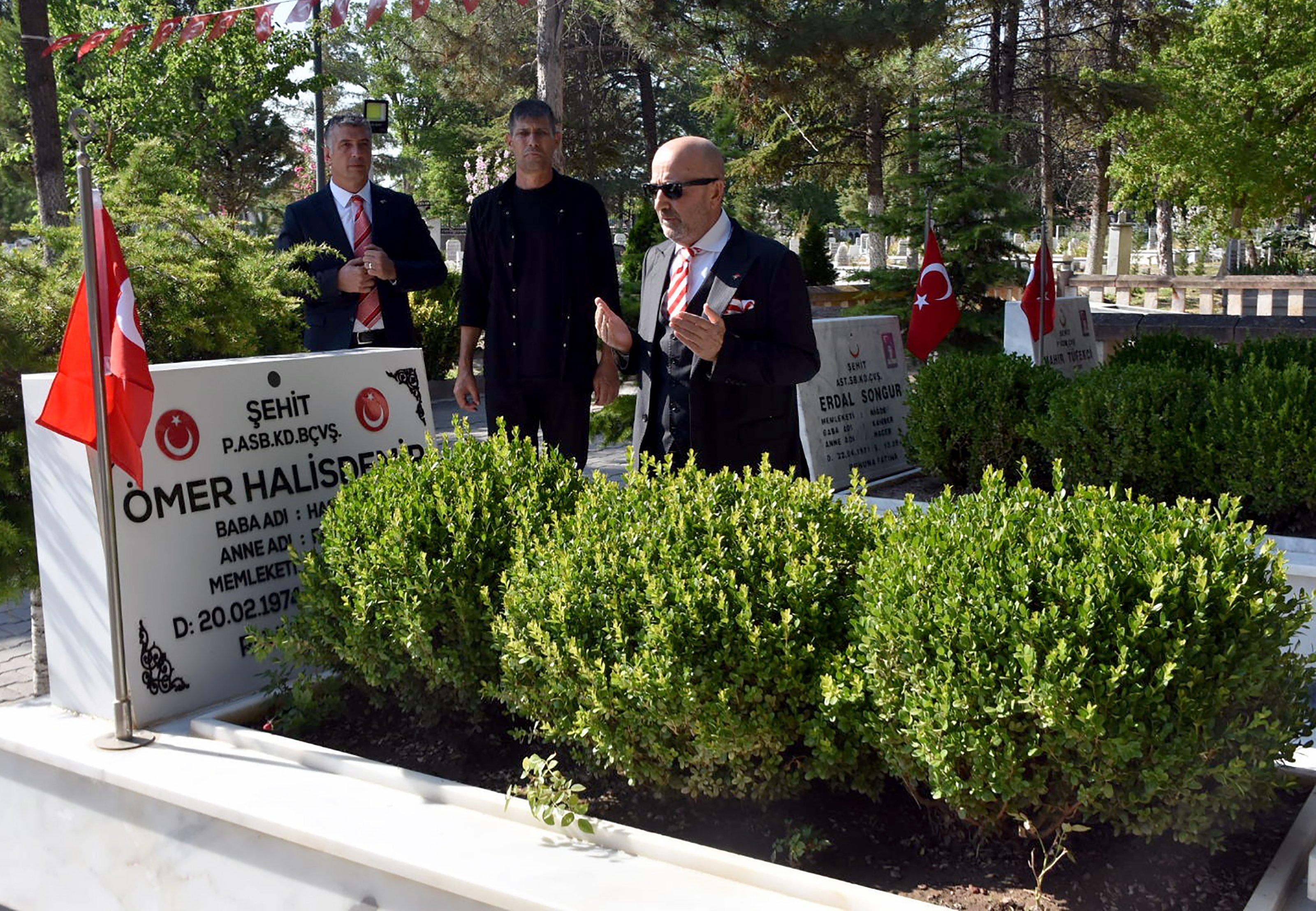 Zekai Aksakallı, Ömer Halisdemir