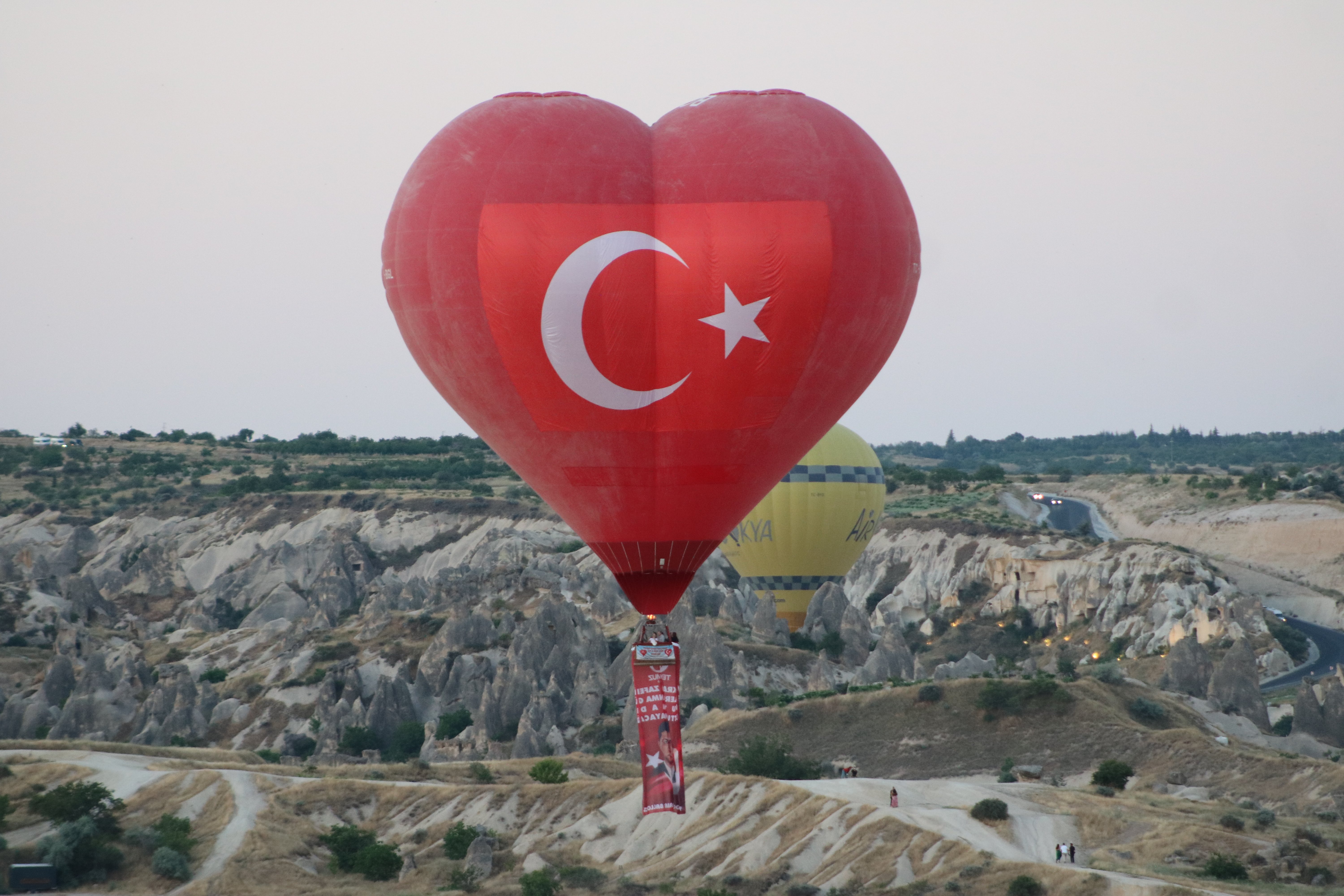 15 Temmuz anma balonları