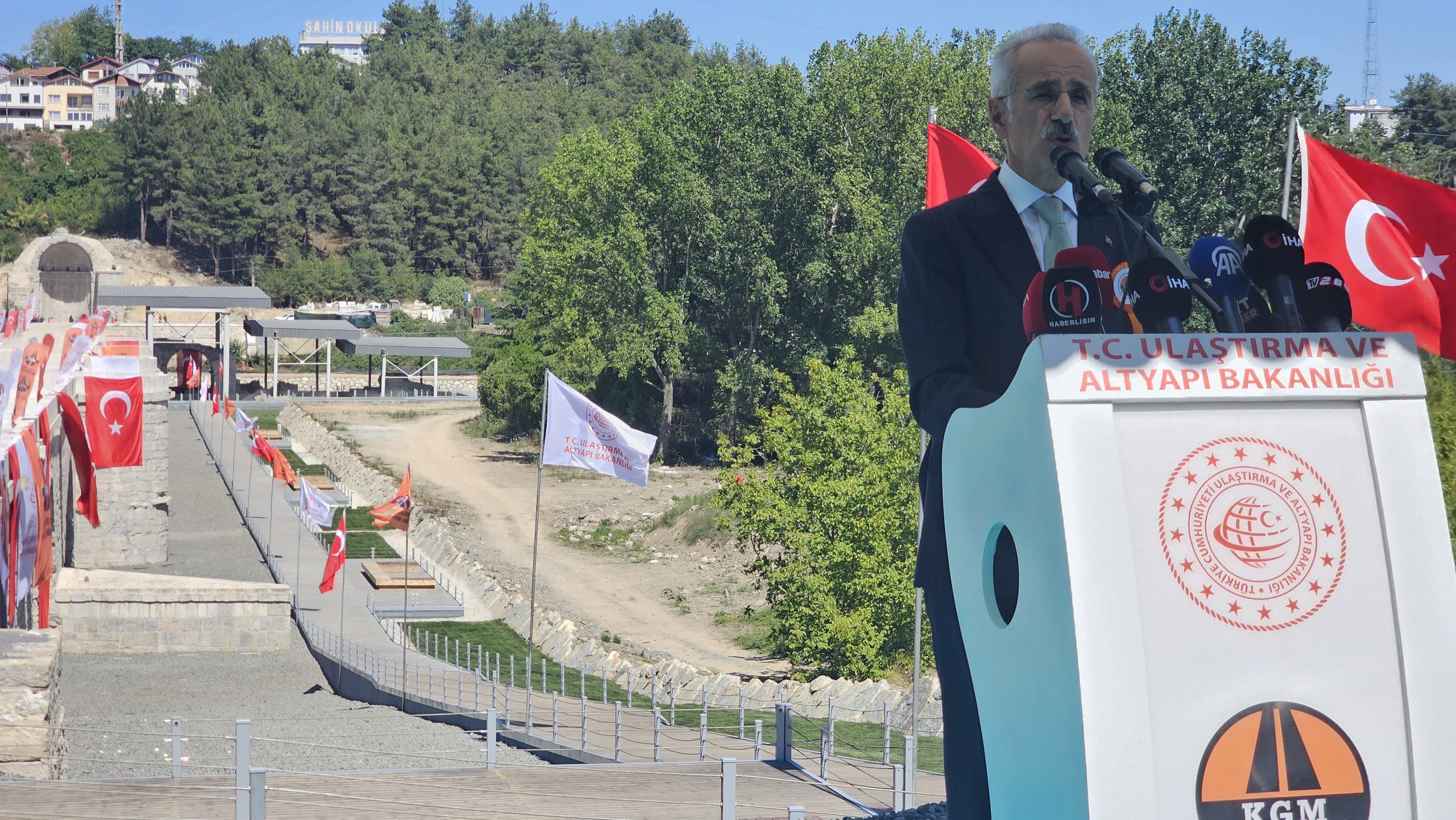 Abdulkadir Uraloğlu, Tarihi Sangarios Köprüsü açılış töreni