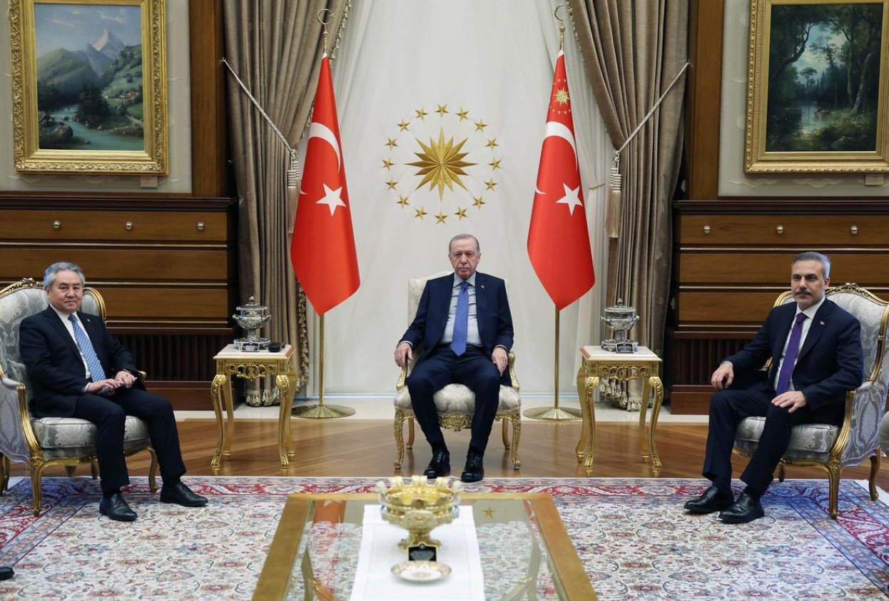 Cumhurbaşkanı Erdoğan ve Kırgızistan Dışişleri Bakanı Kulubayev