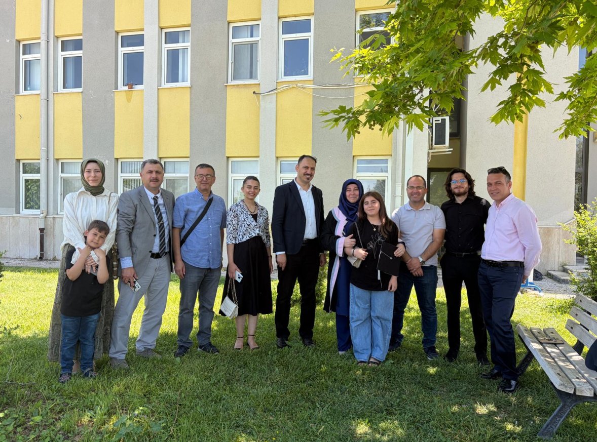 Hatice Kuşçalı ve ailesi