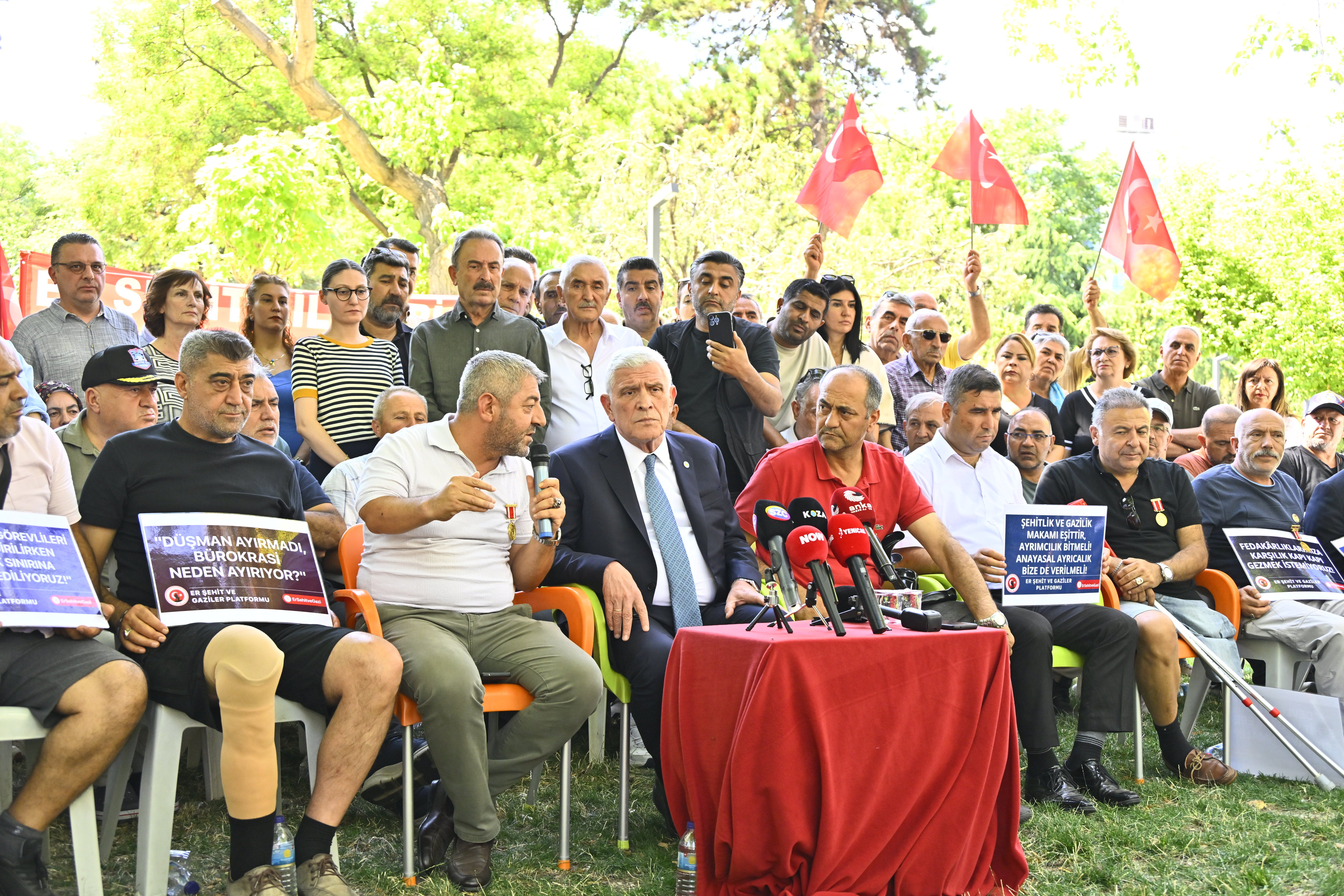 Şehit aileleri ve gazilere destek eylemi