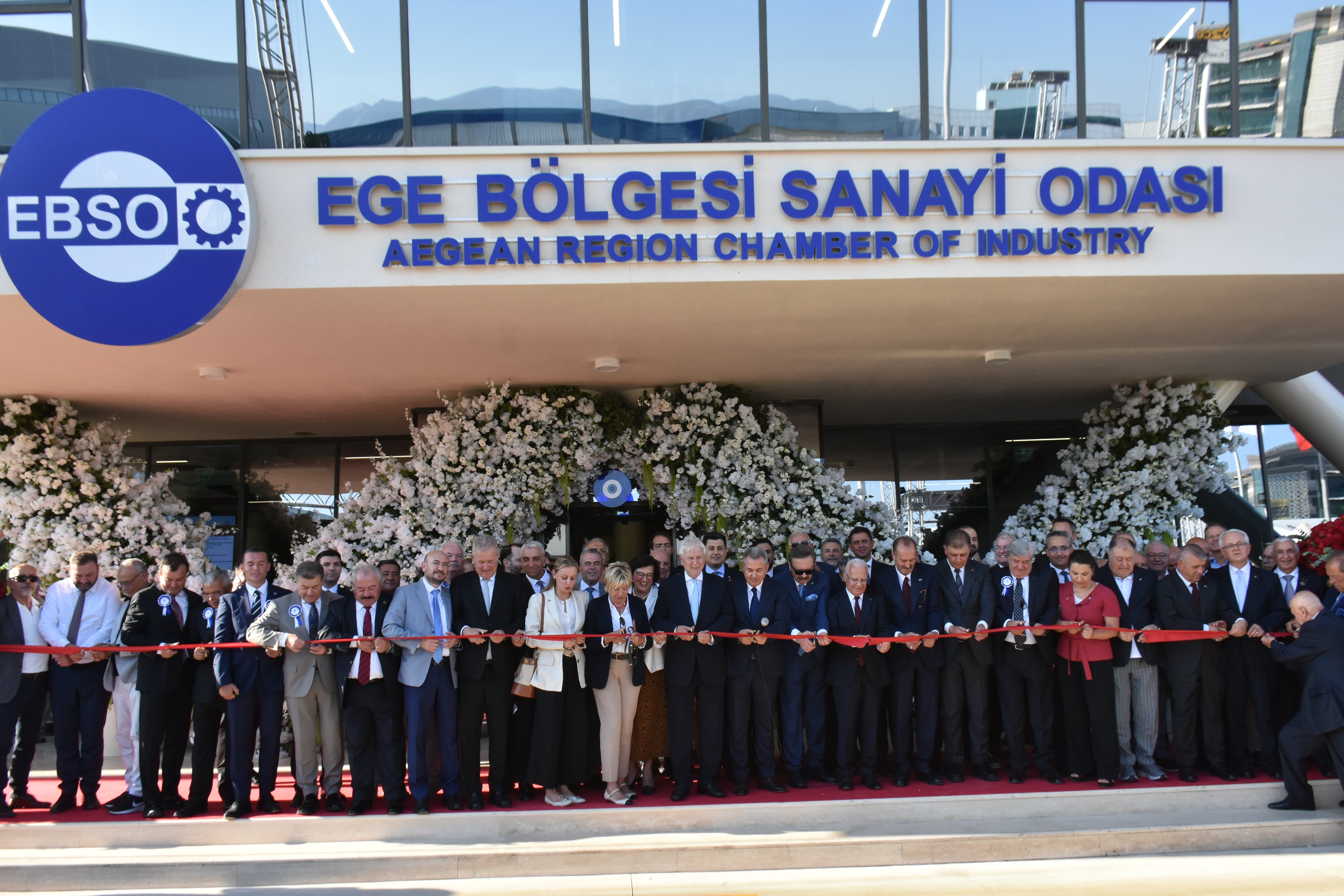 EBSO açılış töreni plaket takdimi