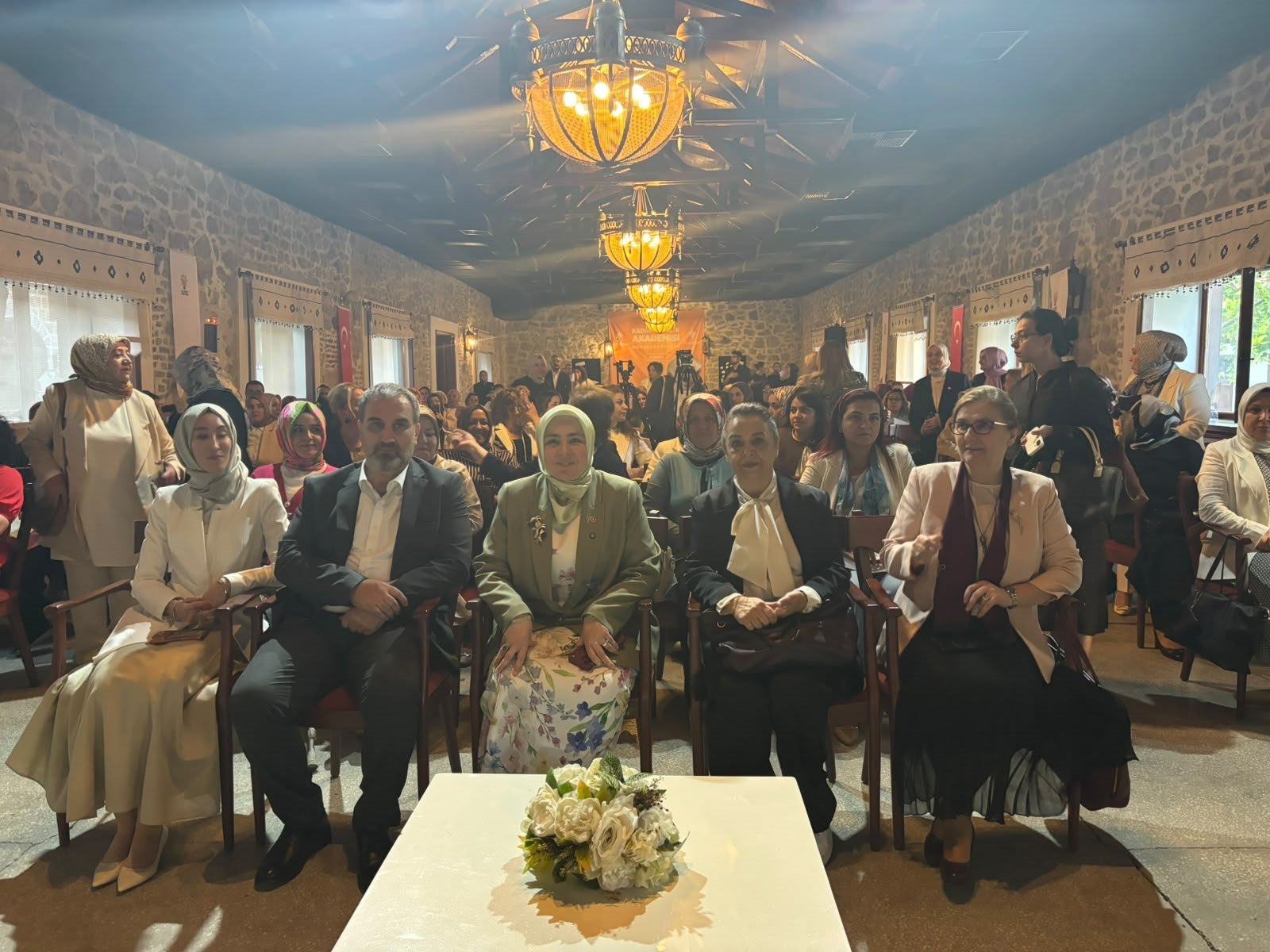 AK Parti Kadın Kolları Başkanı Tuğba Işık Ercan