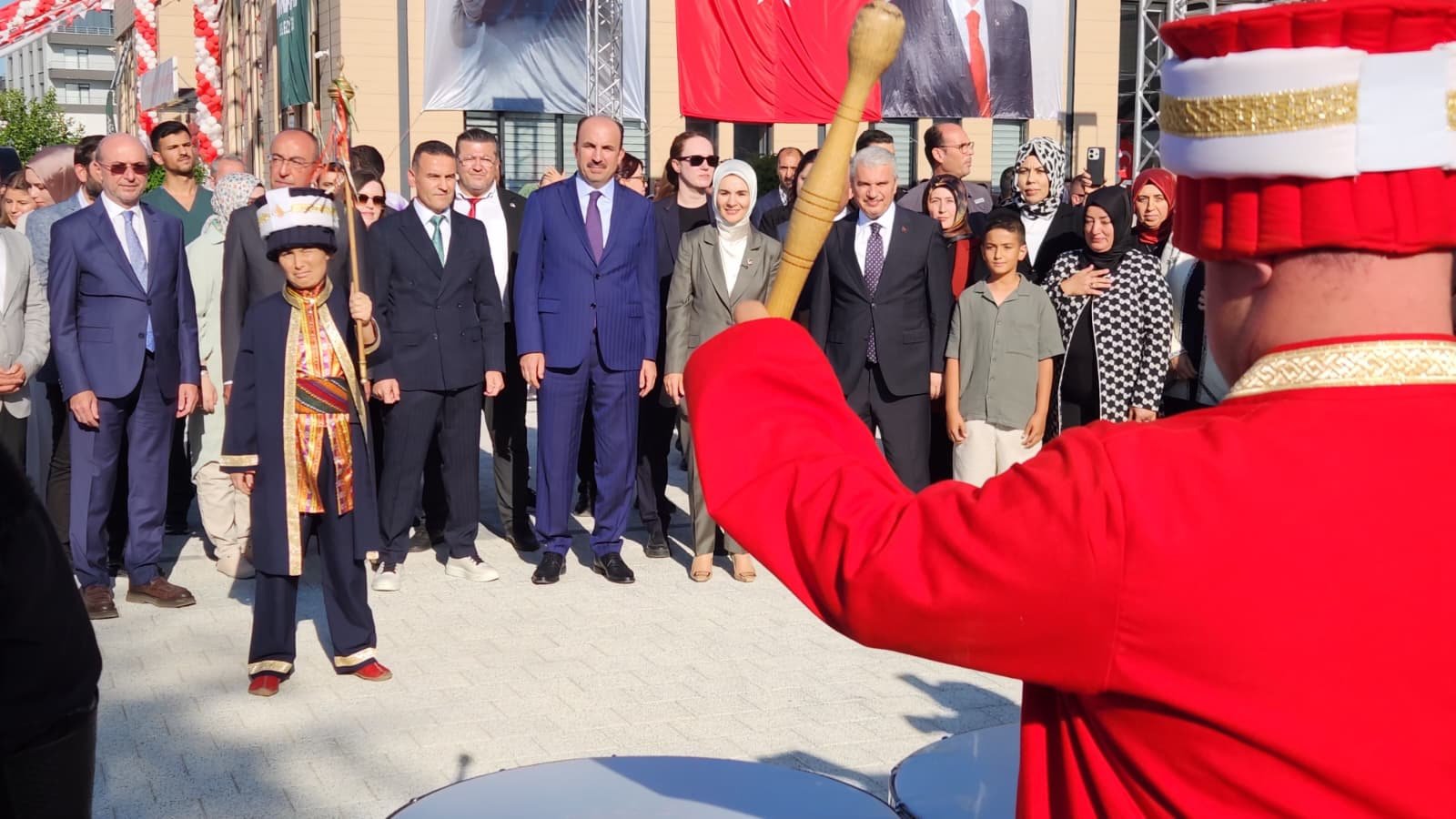 Karatay Belediye Başkanı Hasan Kılca konuşma yapıyor