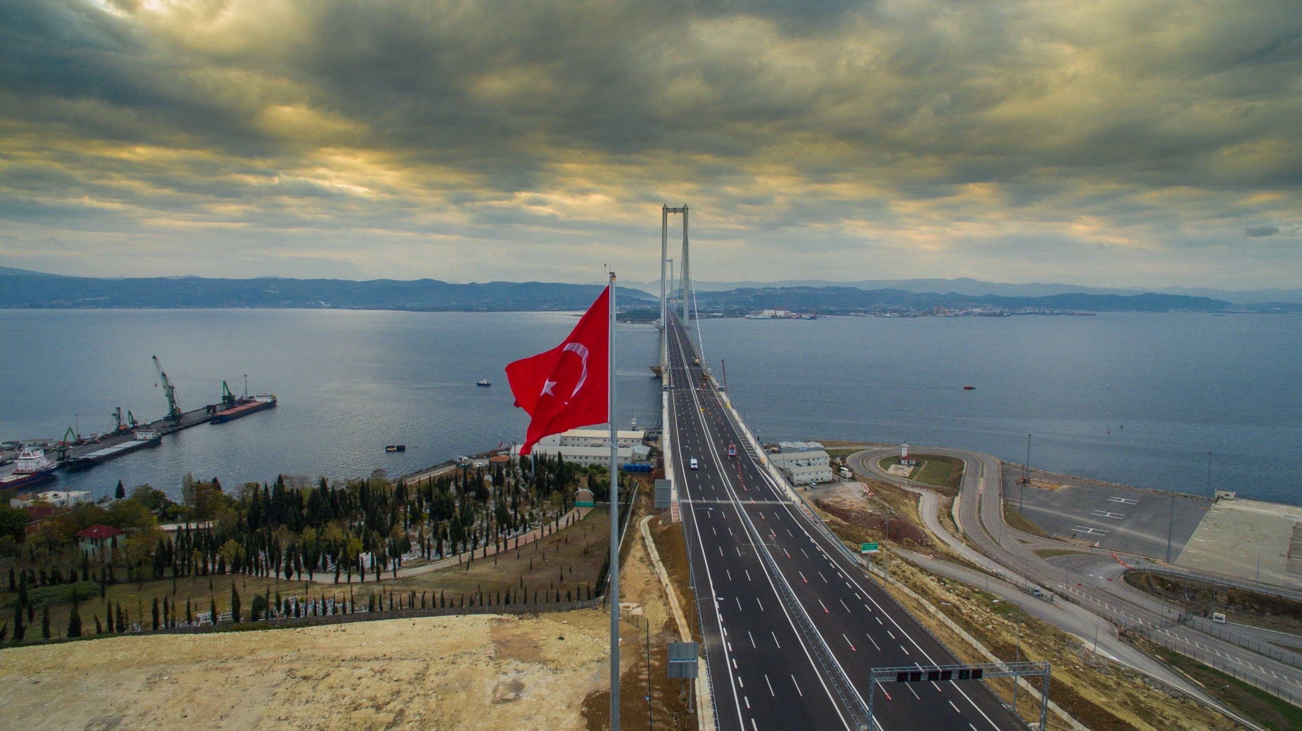Osmangazi Köprüsü havadan görünüm