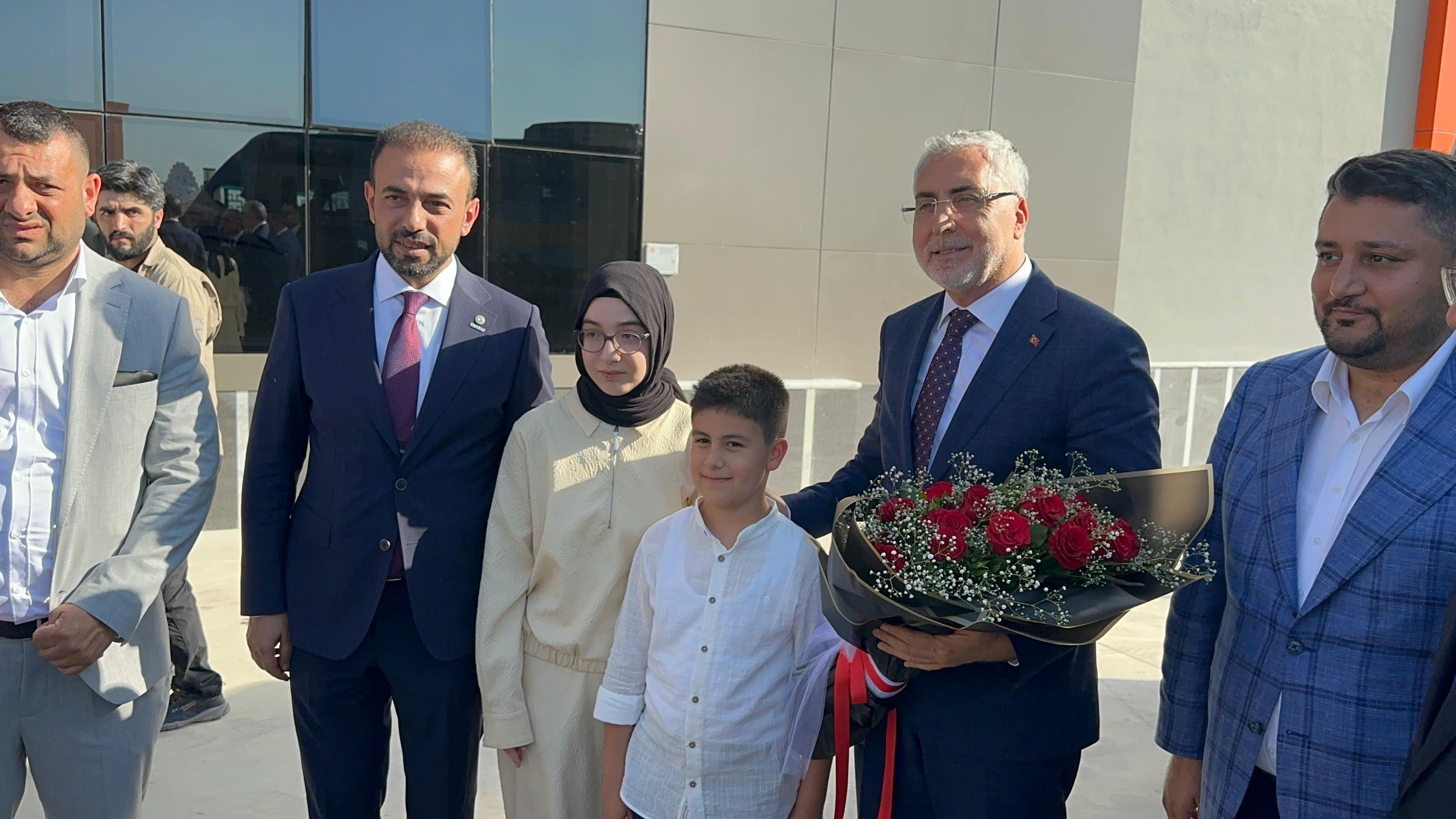 Malatya kayısı fabrikası açılış töreninden bir görünüm.